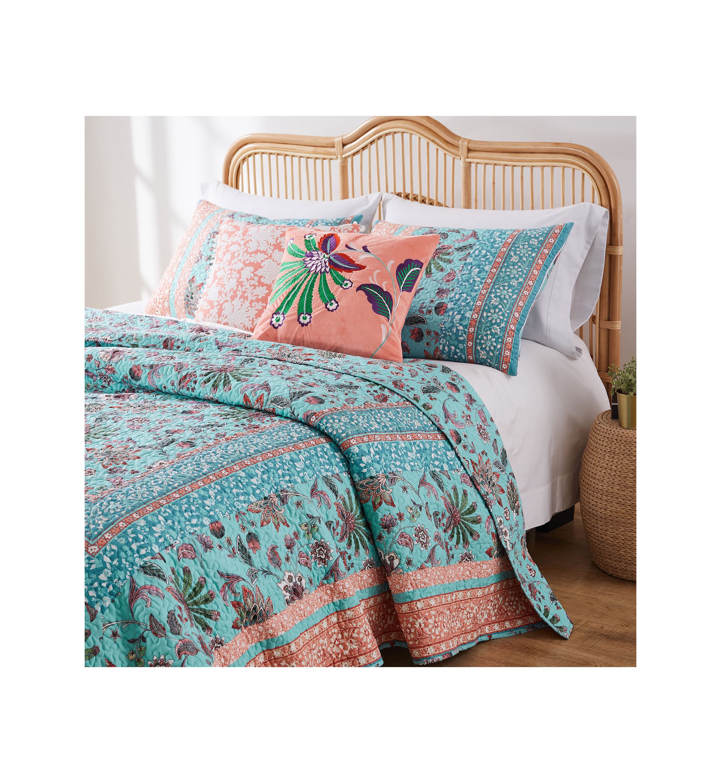 Quilt and Pillow Sham Set