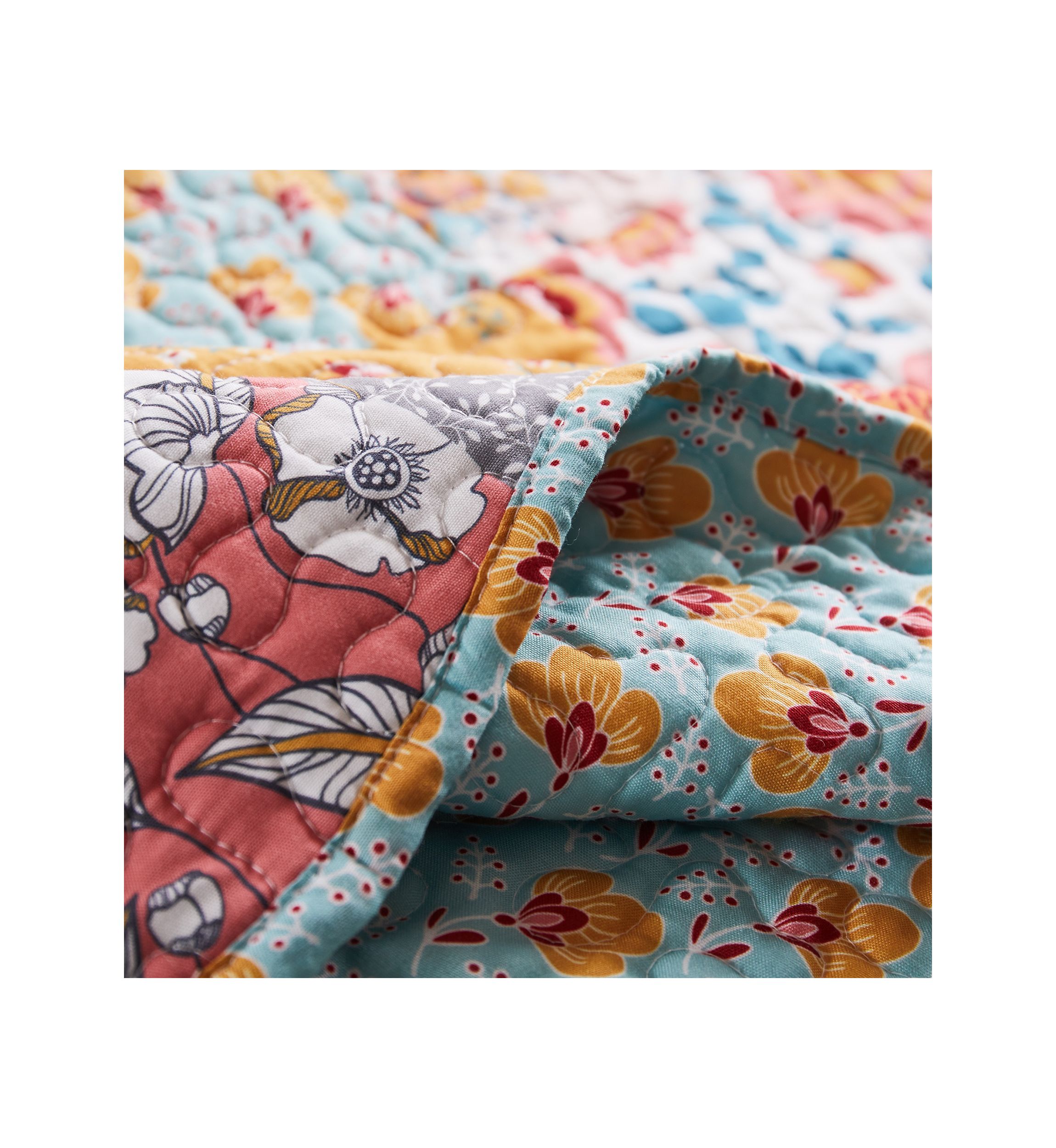 Quilt and Pillow Sham Set