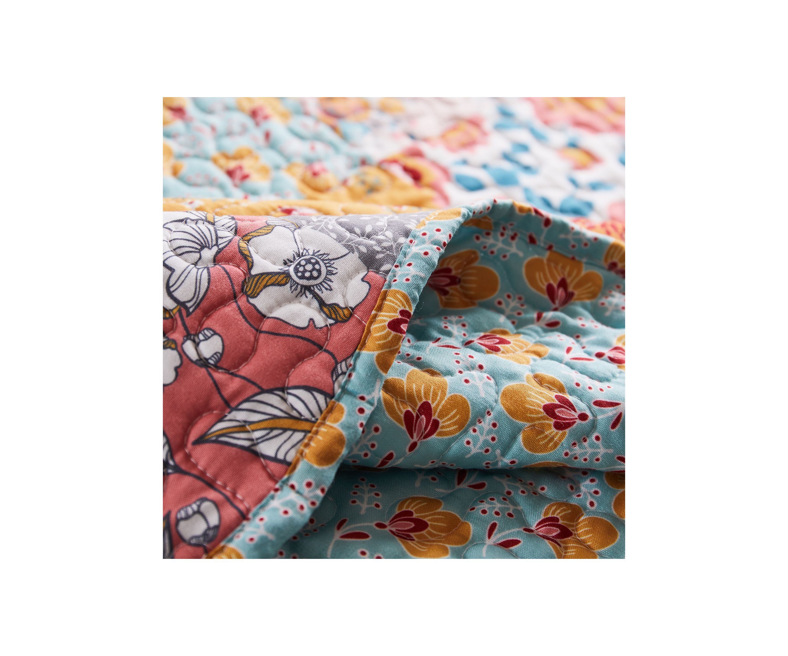 Quilt and Pillow Sham Set