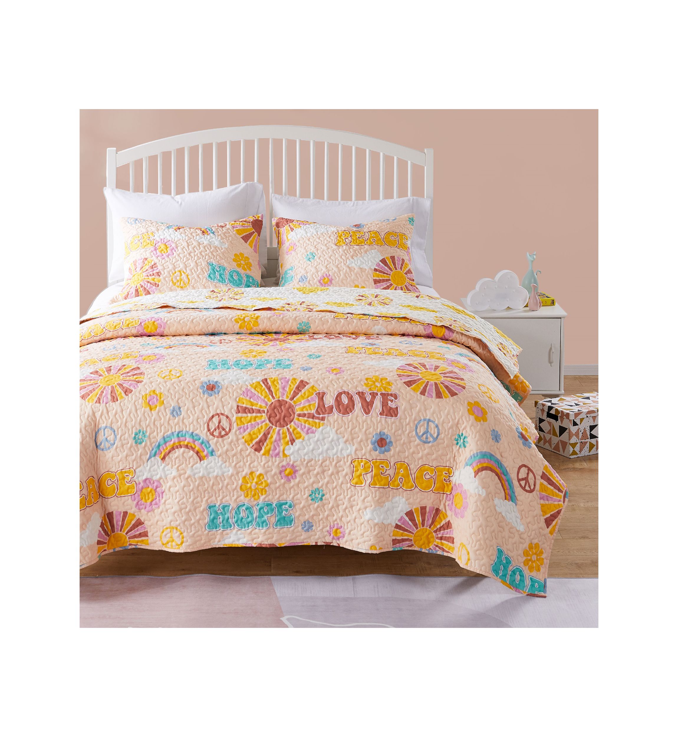 Quilt and Pillow Sham Set