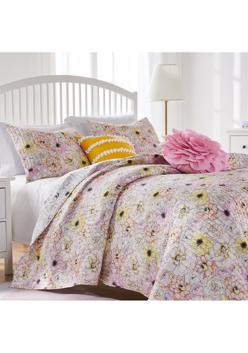 Quilt and Pillow Sham Set