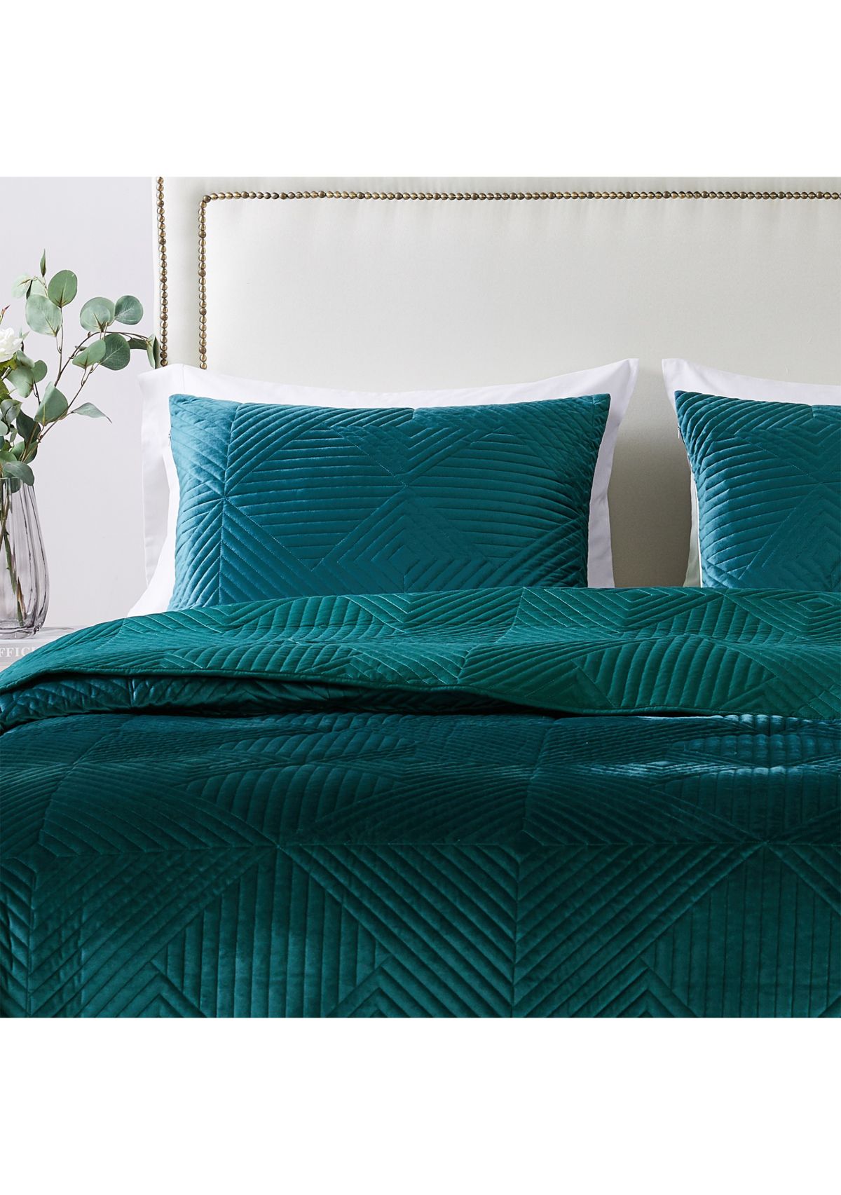 Quilt and Pillow Sham Set