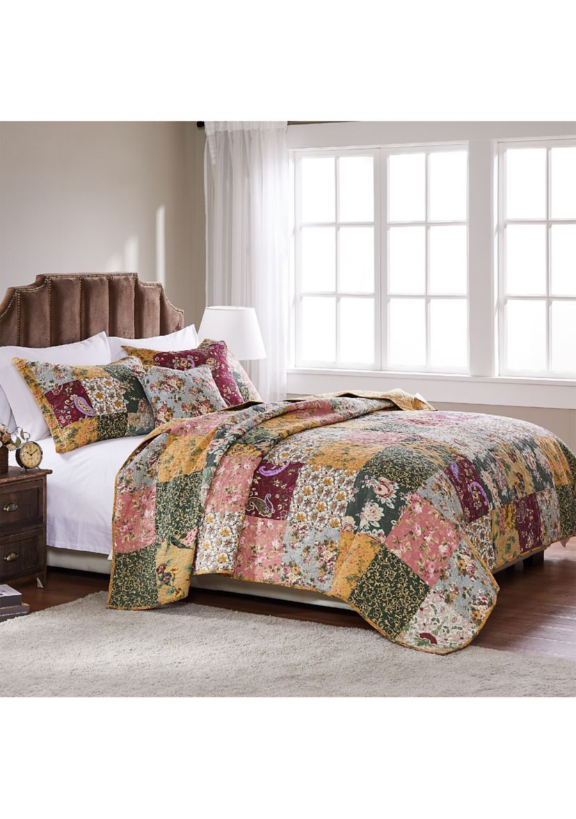 Antique Chic Quilt Set with Bonus Pillows
