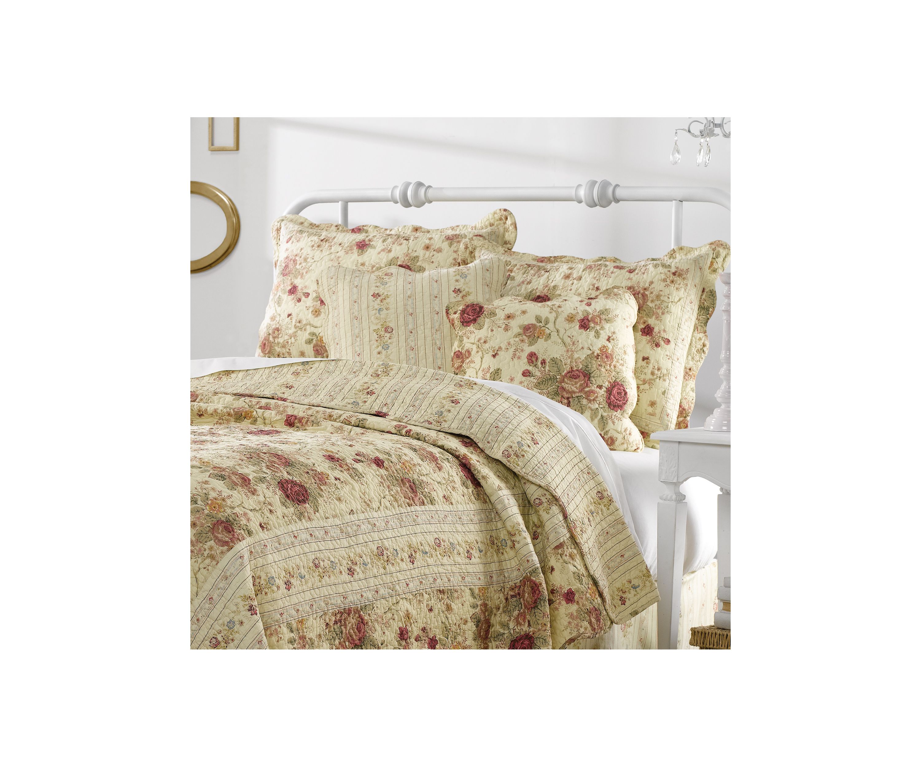 Antique Rose Quilt Set with Bonus Pillows