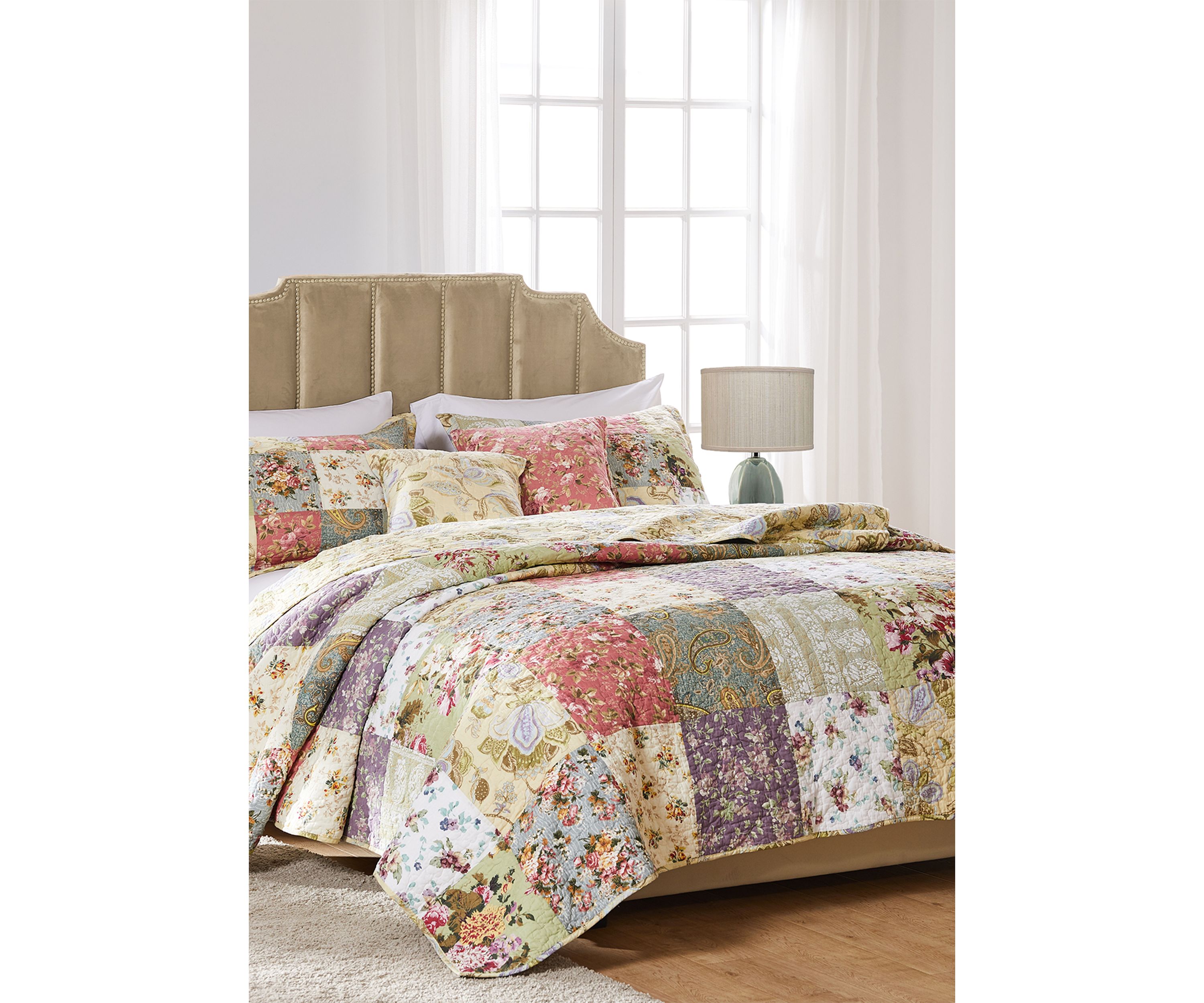 Blooming Prairie Quilt Set with Bonus Pillows