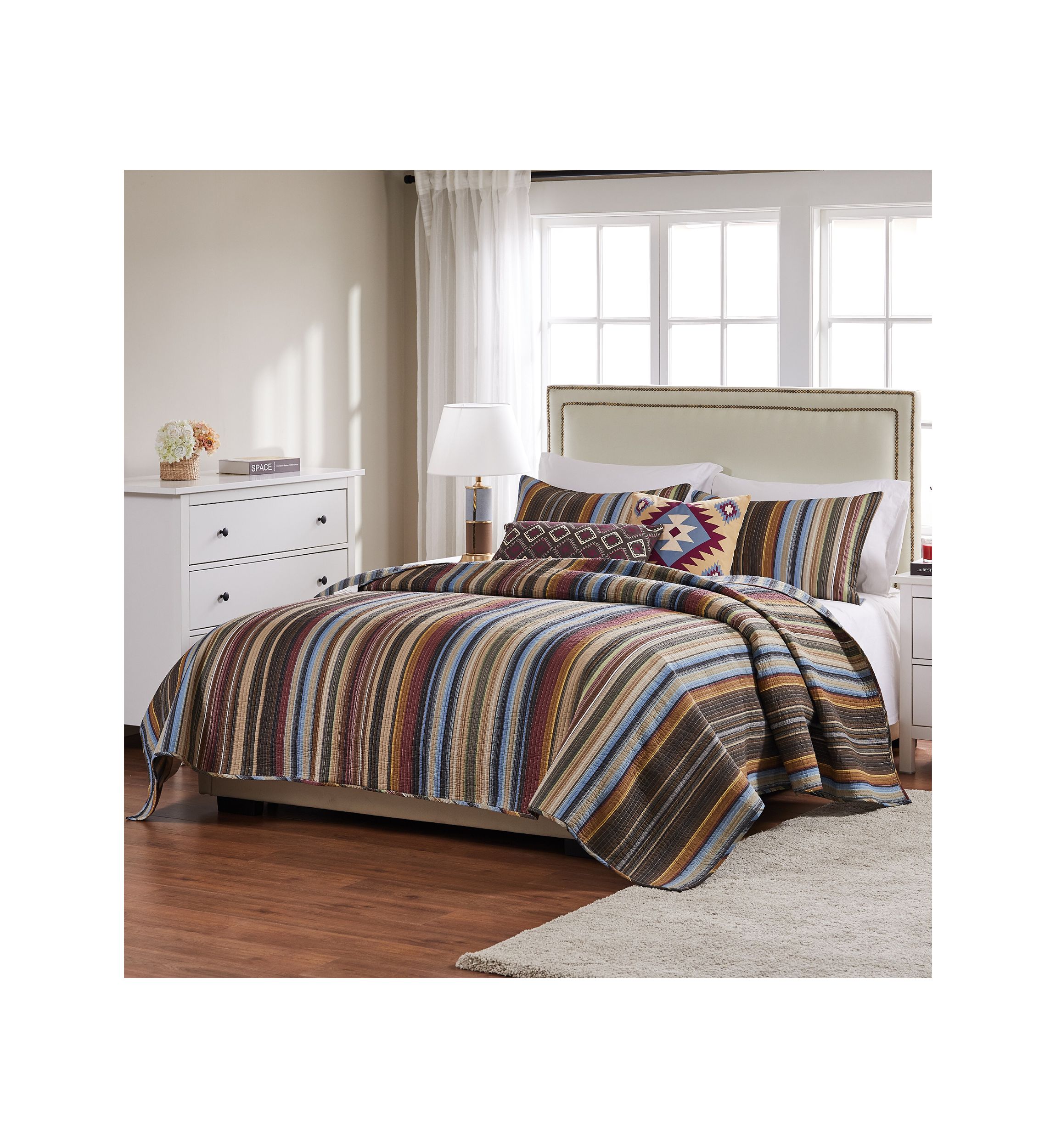 Durango Quilt Set with Bonus Pillows