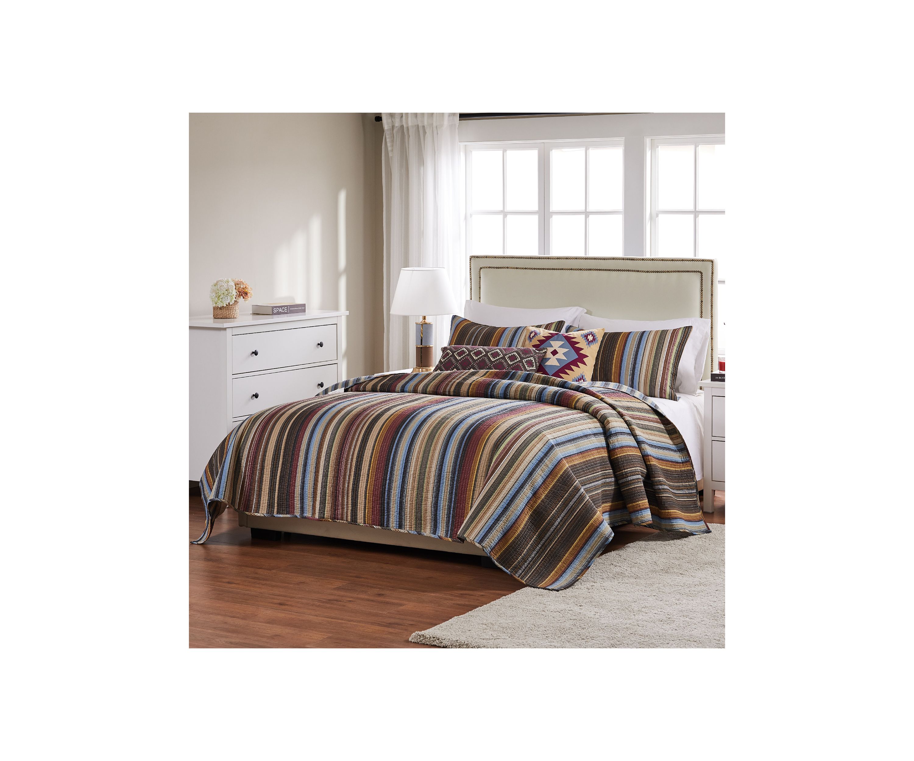 Durango Quilt Set with Bonus Pillows
