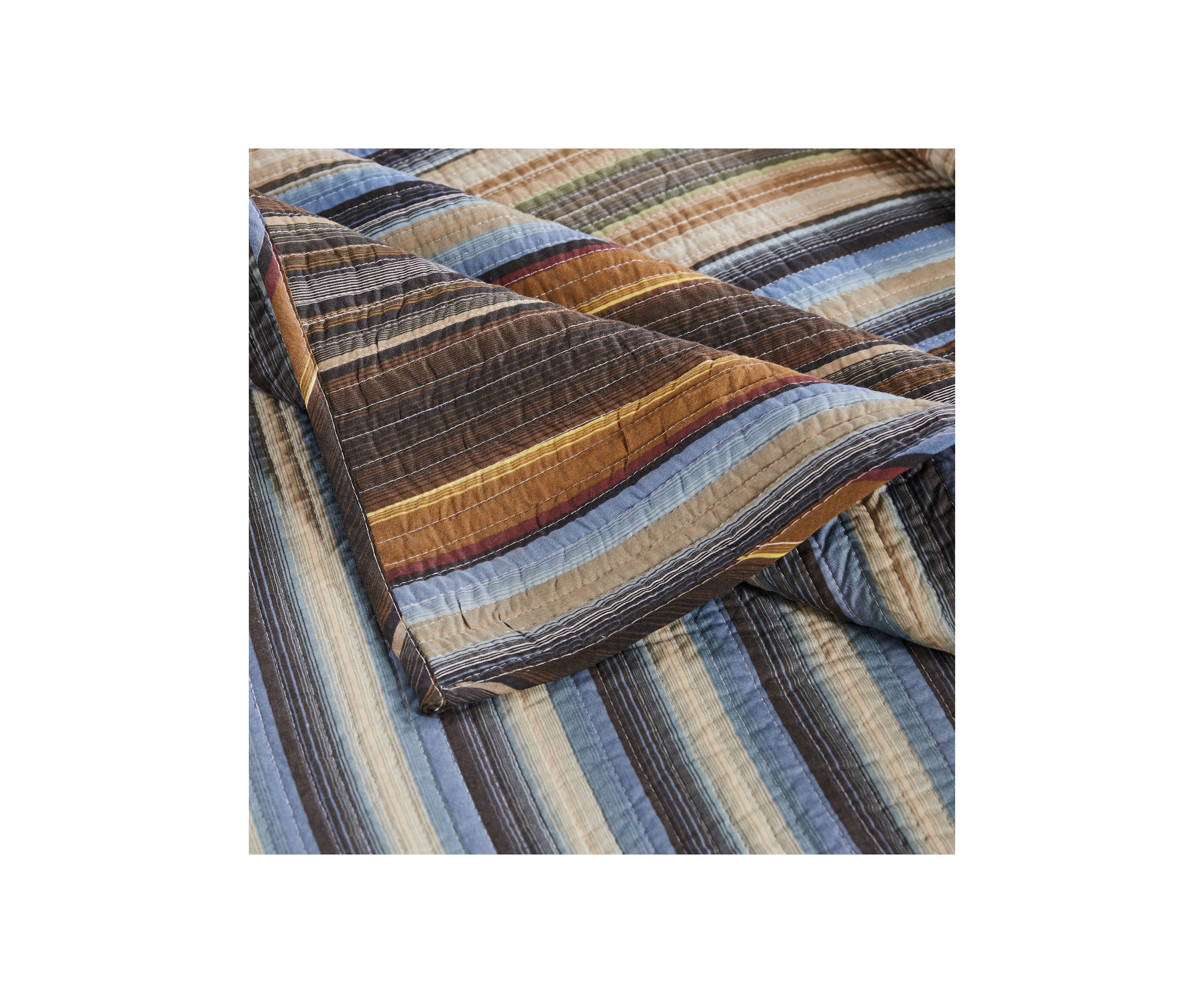 Durango Quilt Set with Bonus Pillows