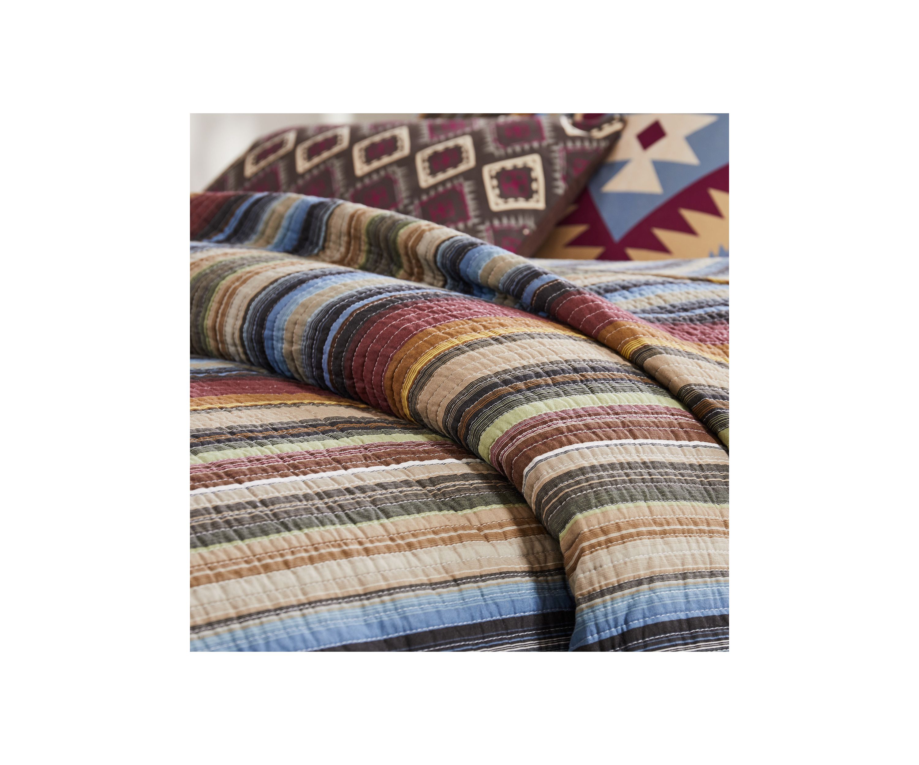 Durango Quilt Set with Bonus Pillows