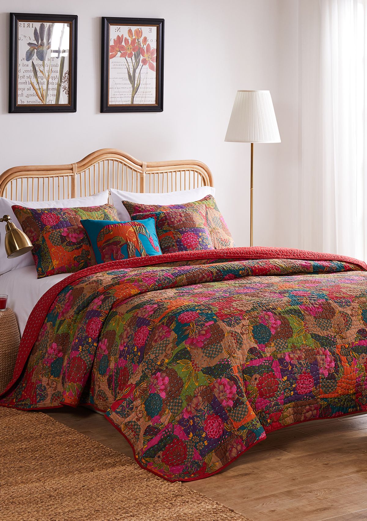 Jewel Quilt Set with Bonus Pillows