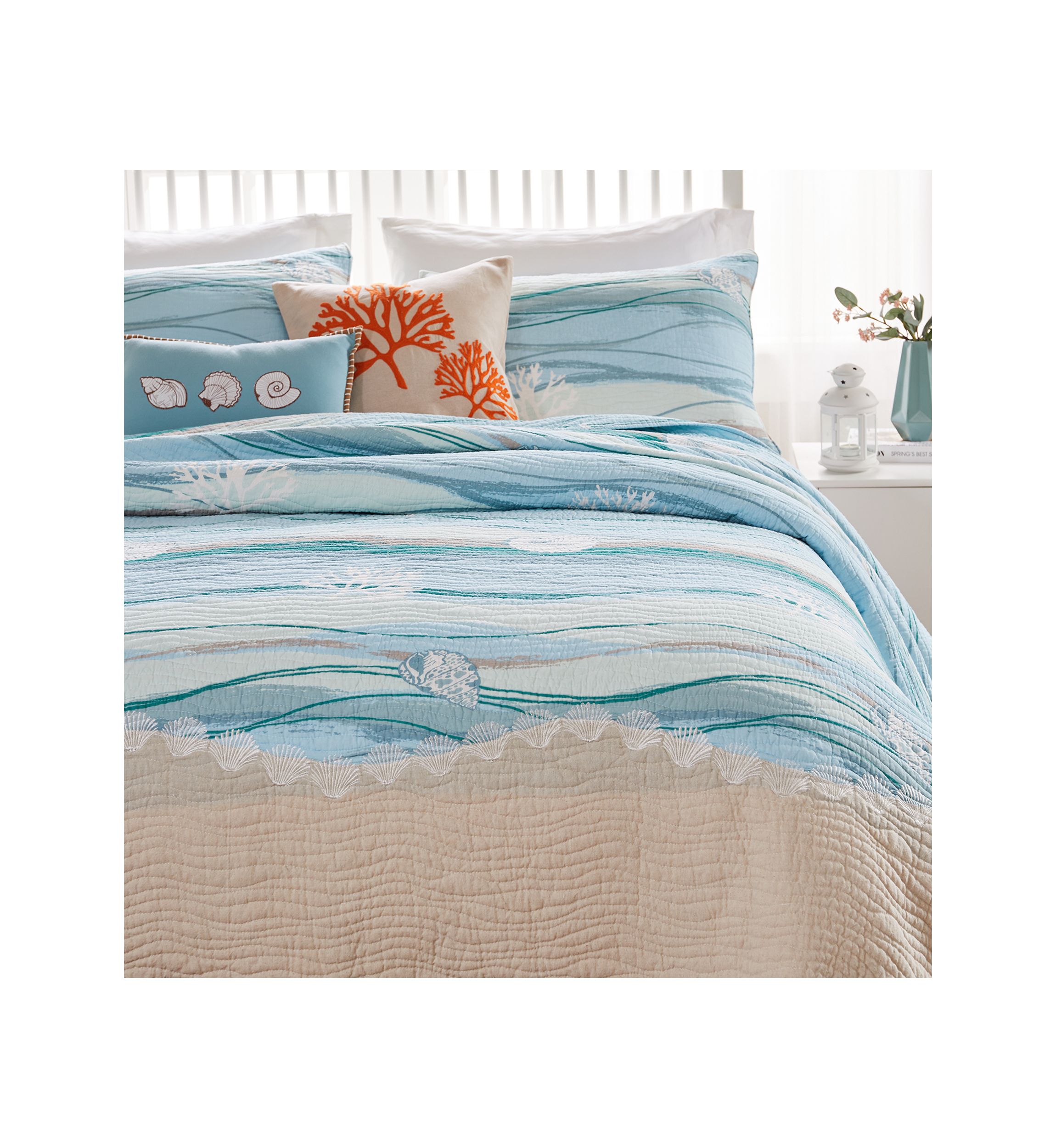 Maui Quilt Set with Bonus Pillows