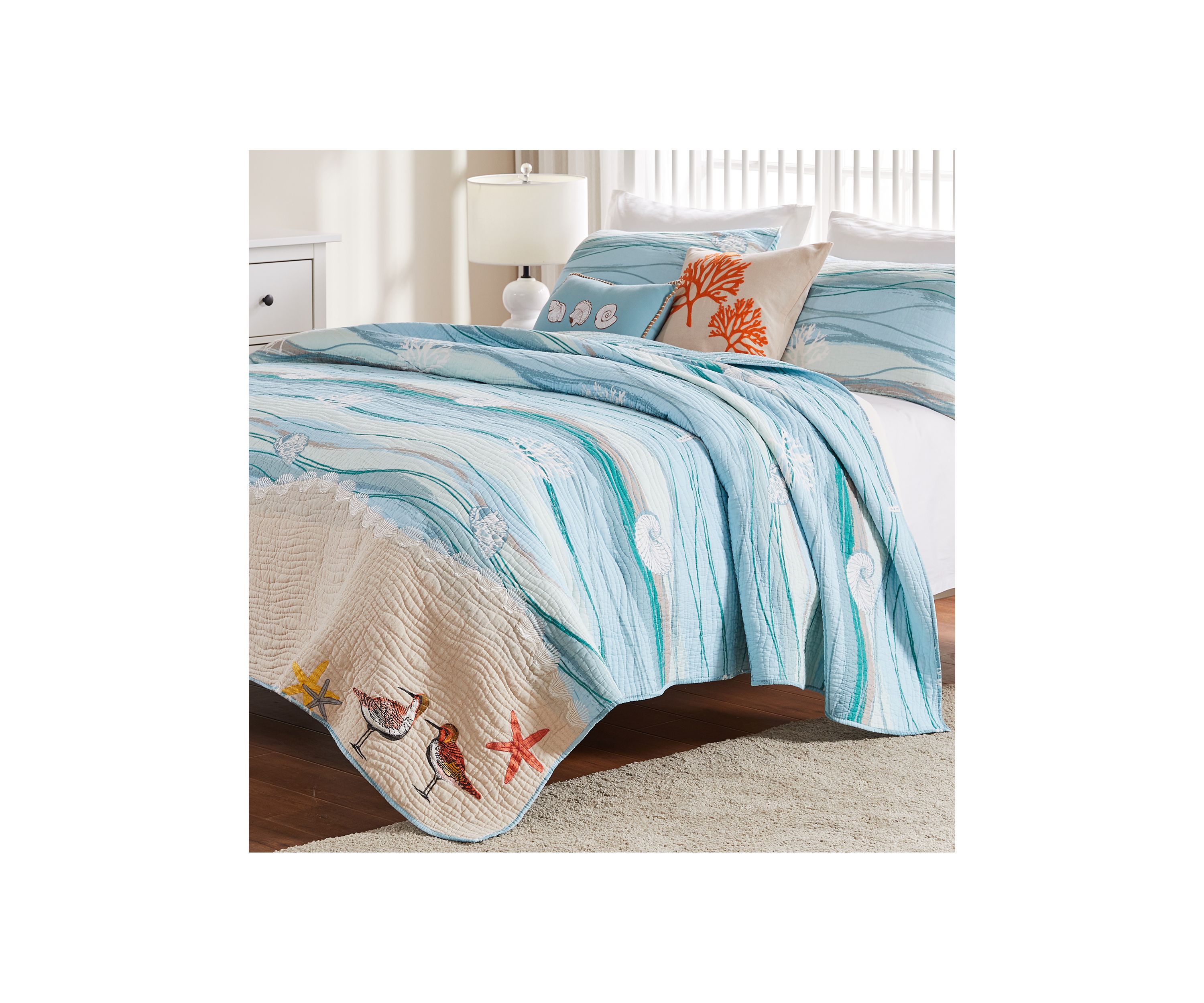 Maui Quilt Set with Bonus Pillows