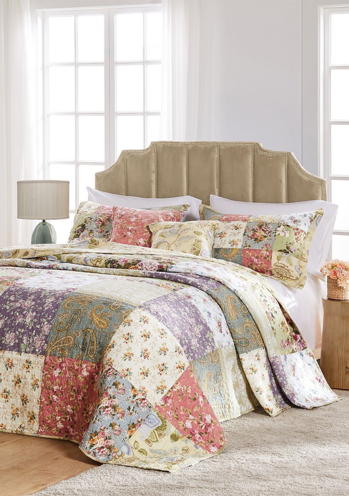 Blooming Prairie Bedspread Set
