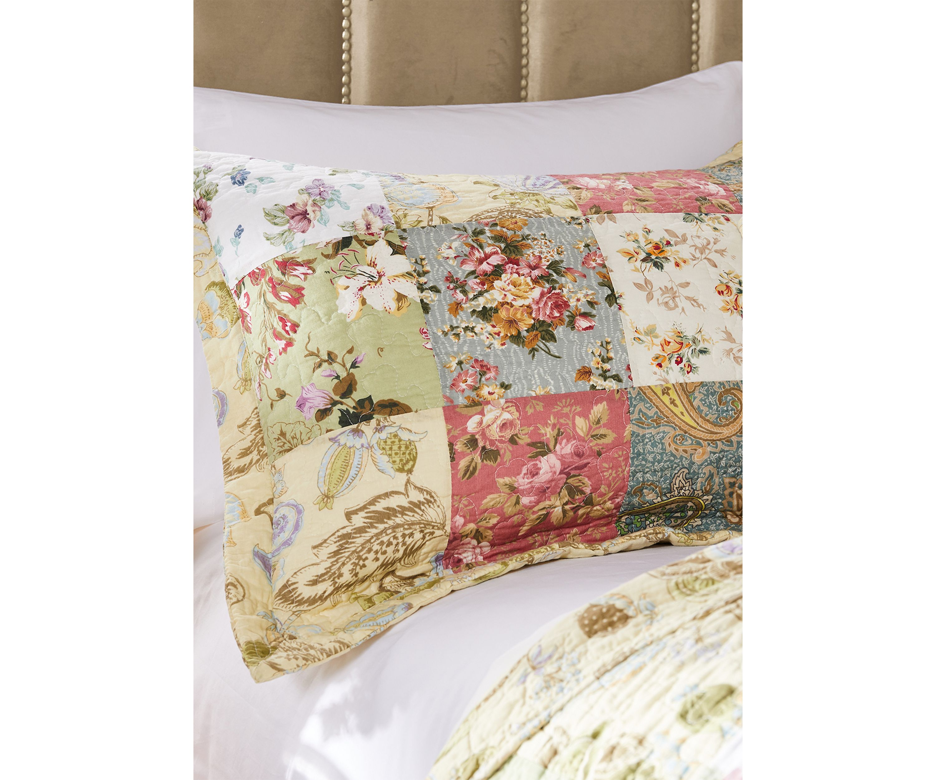 Blooming Prairie Bedspread Set