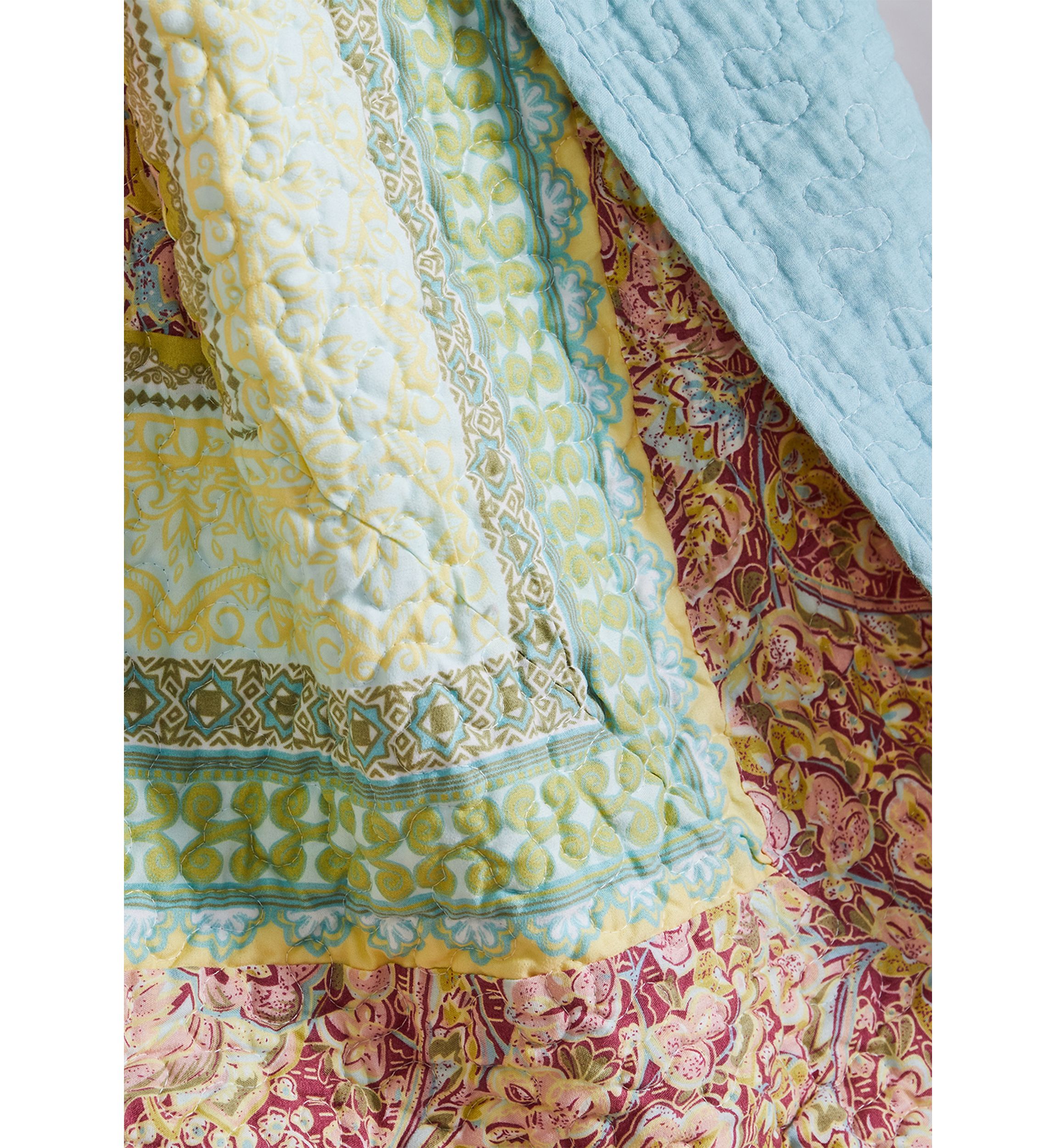 Palisades Bedspread Set