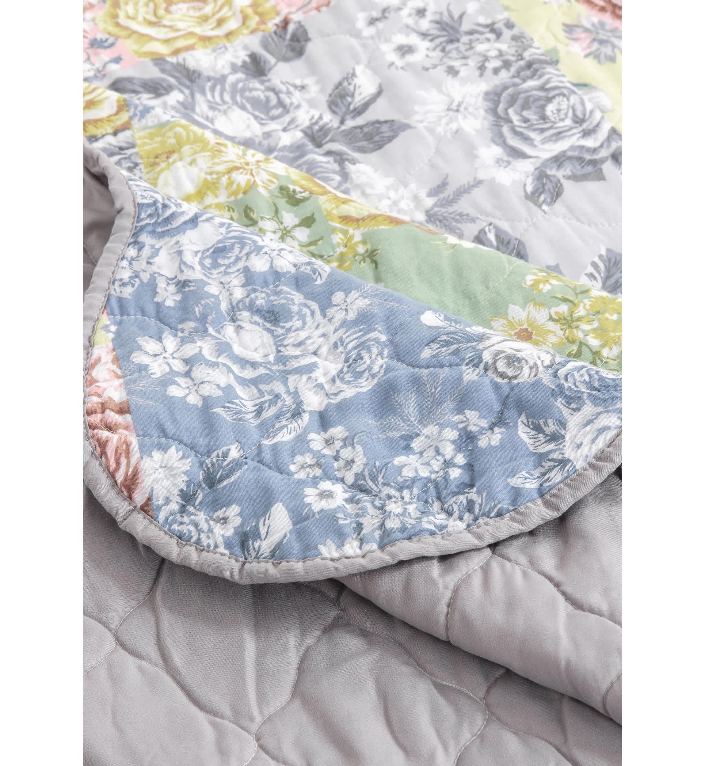 Emma Quilt Set