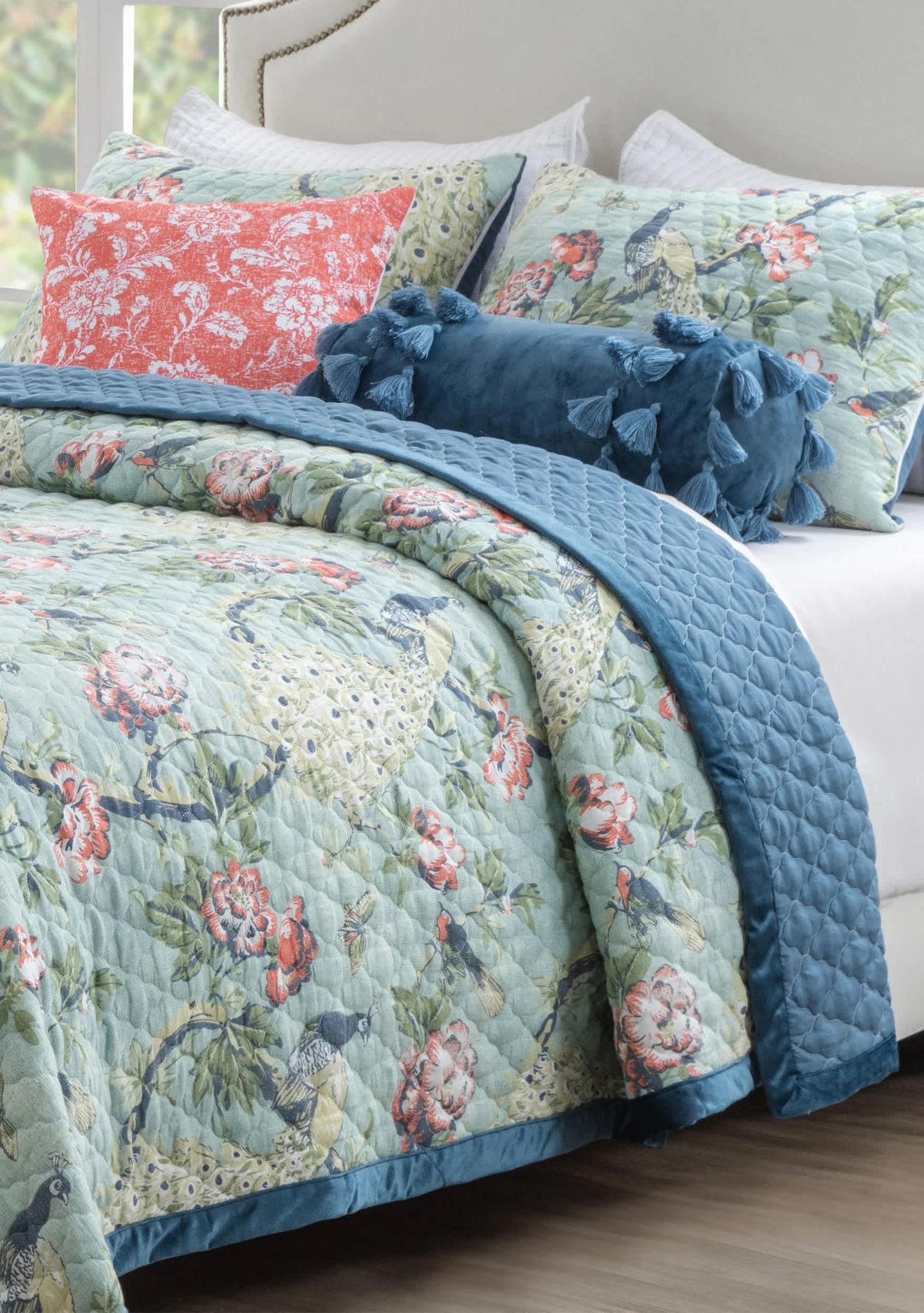 Pavona Quilt Set