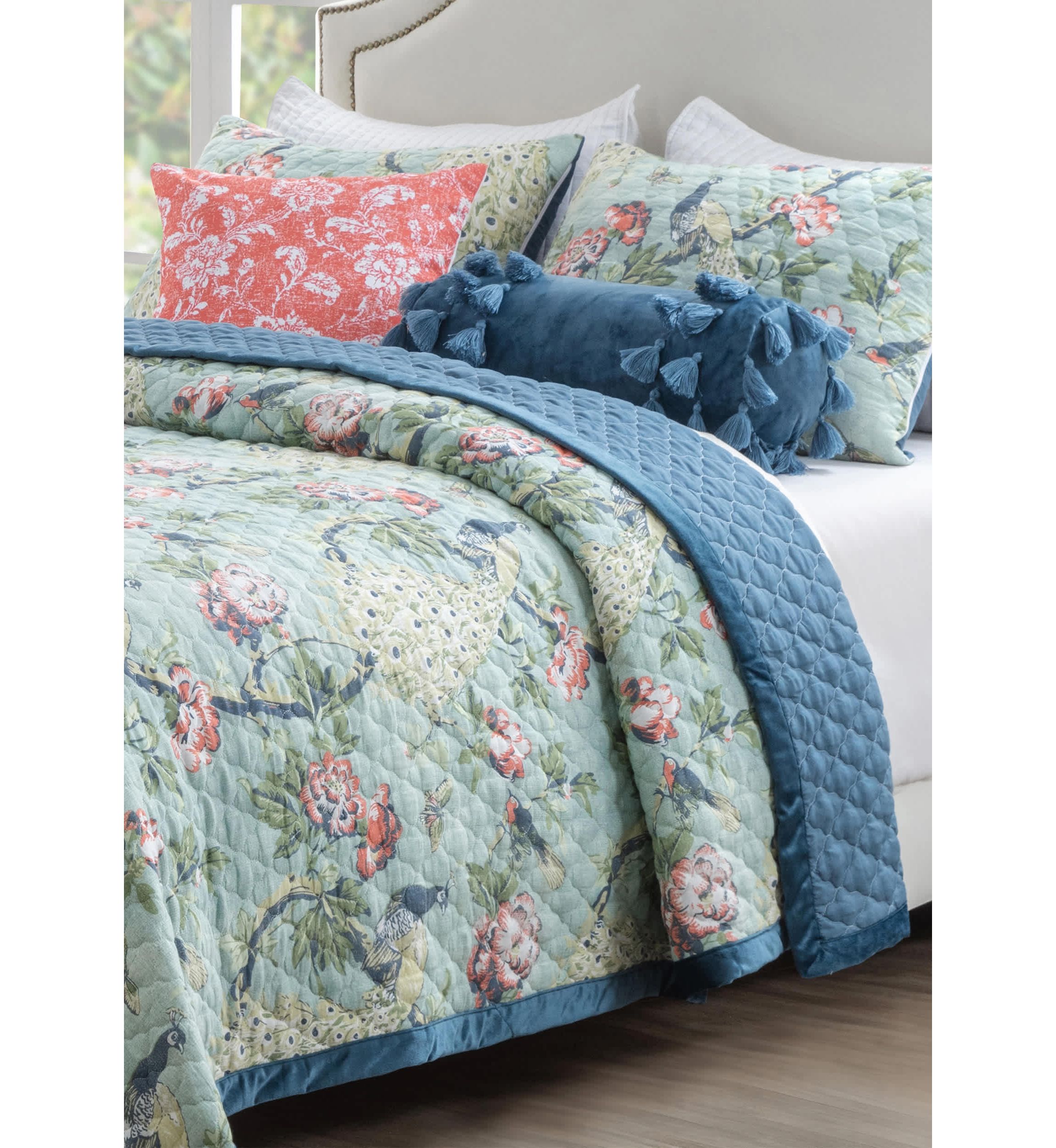 Pavona Quilt Set