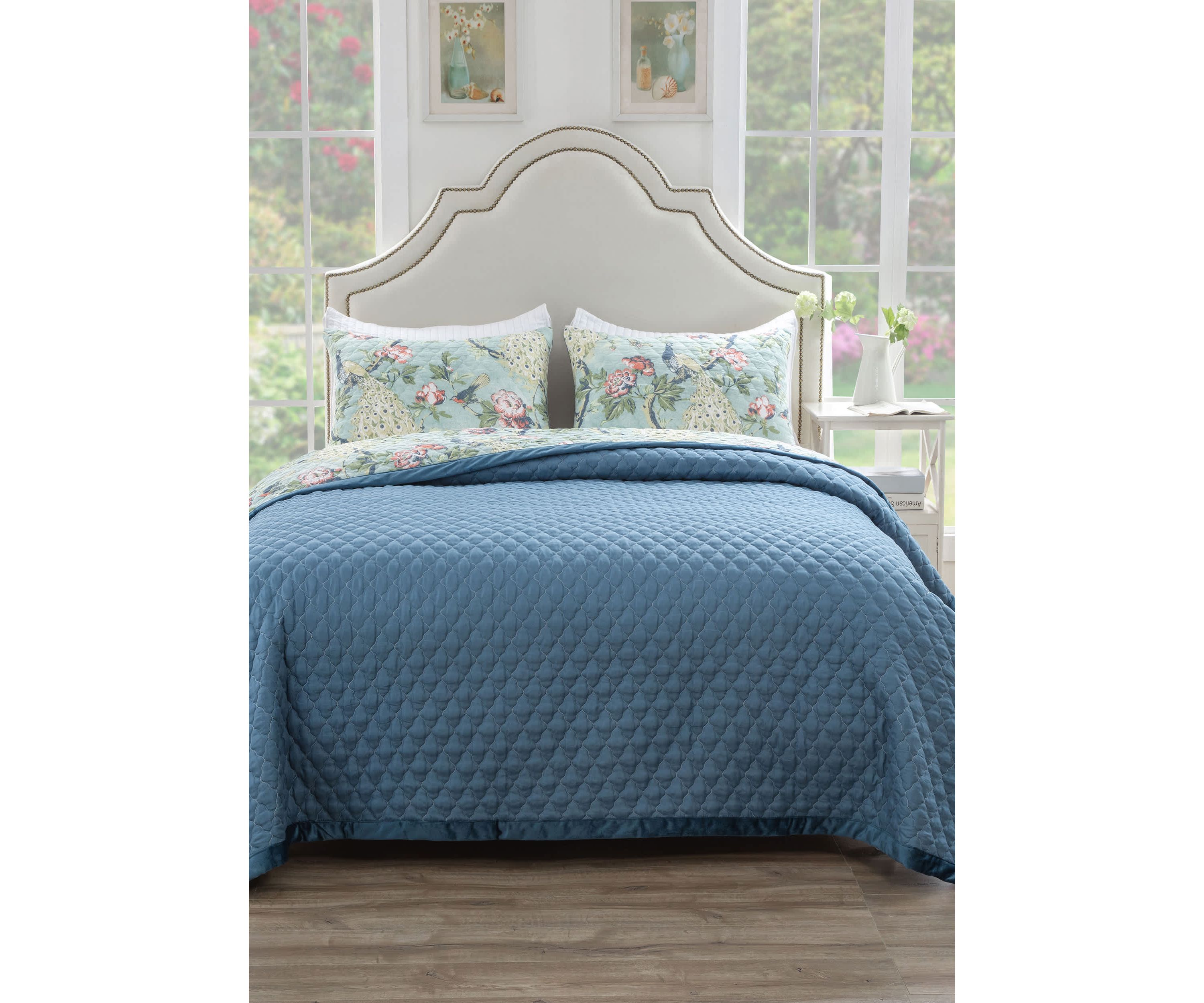 Pavona Quilt Set