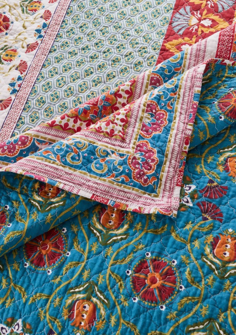 Thalia Bedspread Set
