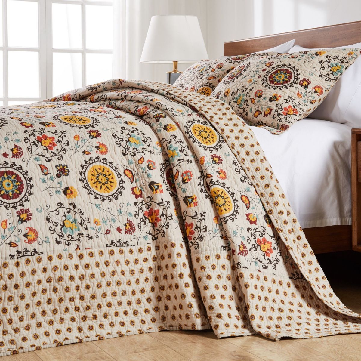 Andorra Bedspread Set