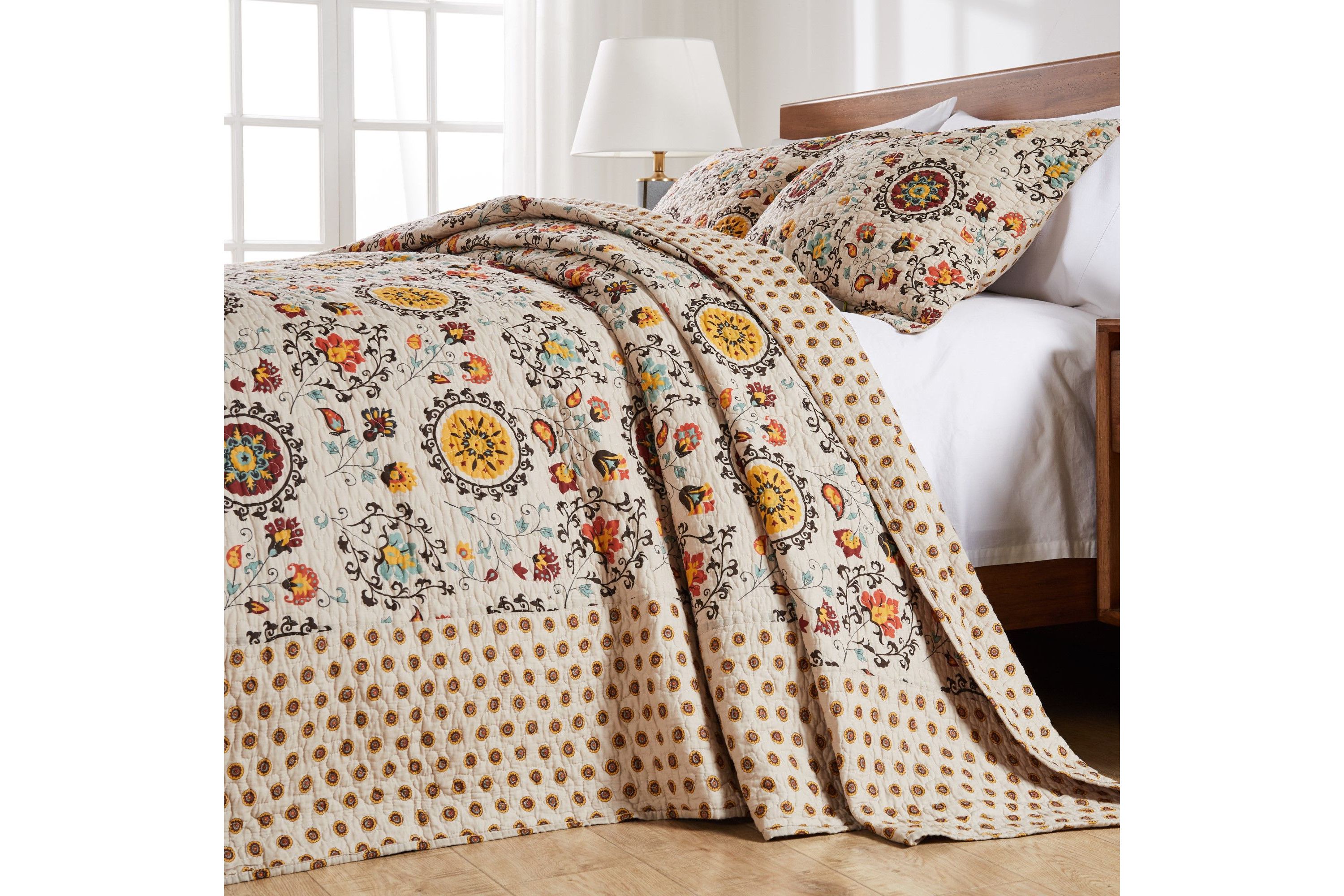 Andorra Bedspread Set