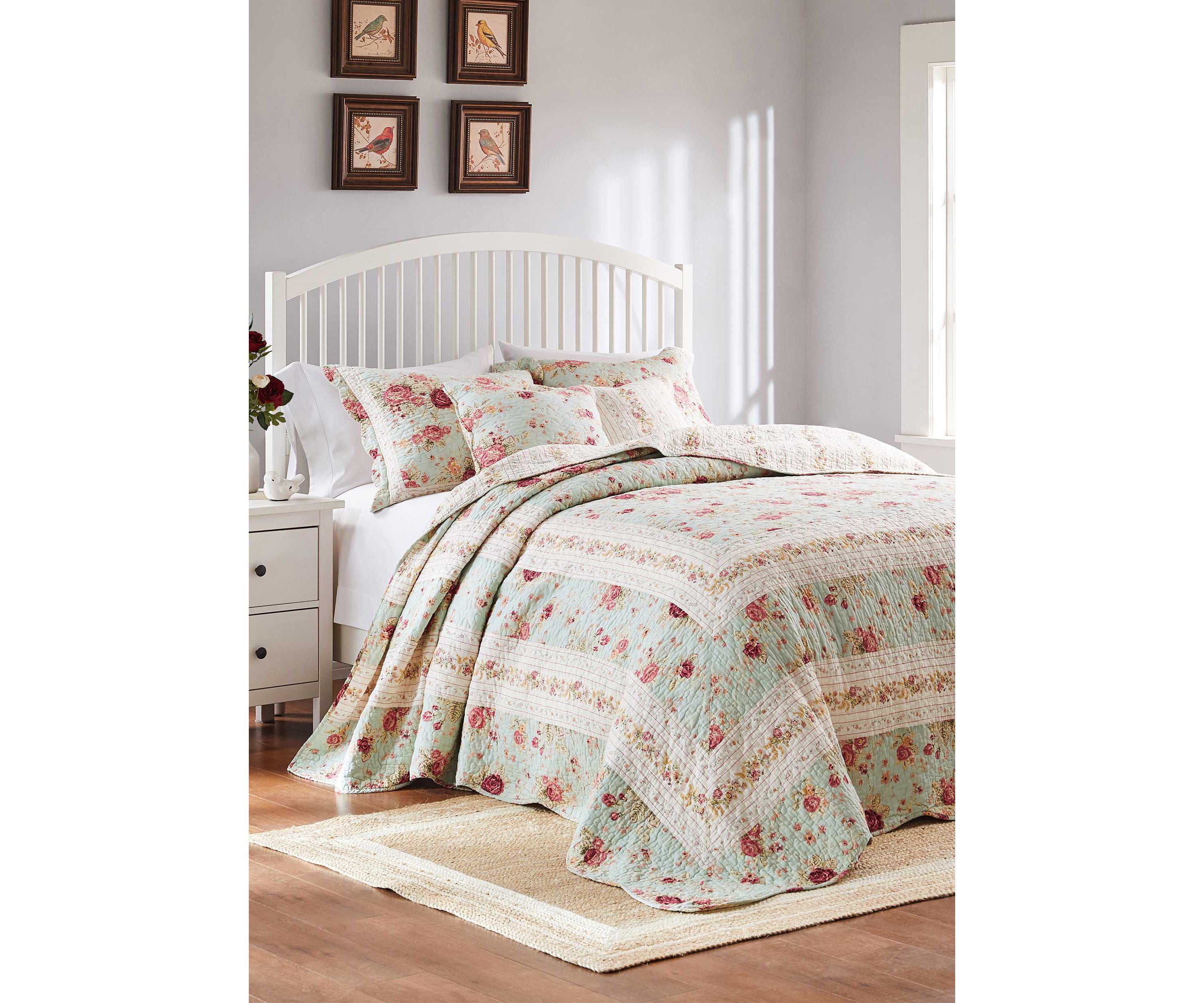 Antique Rose Blue Bedspread Set