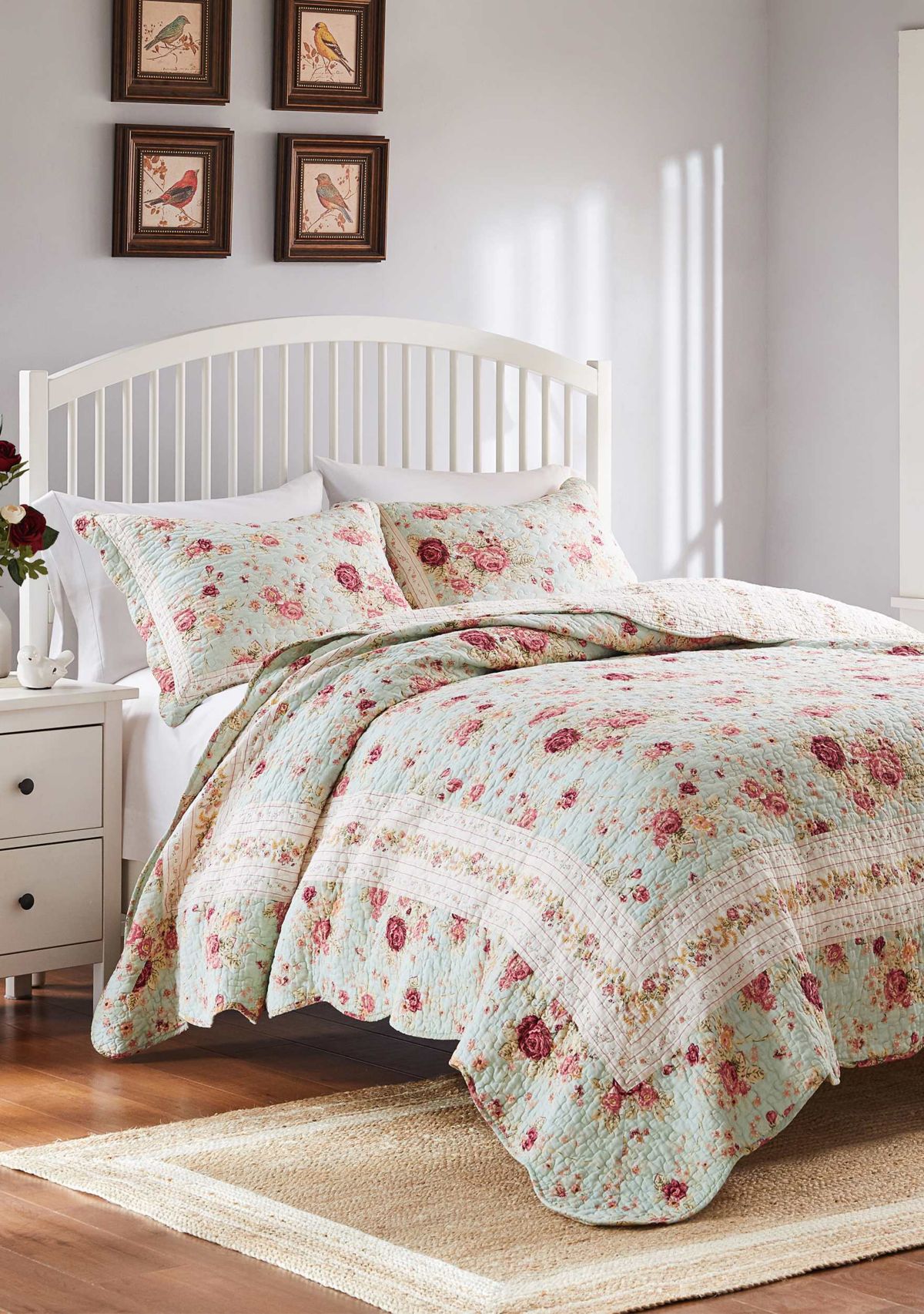 Antique Rose Blue Quilt Set