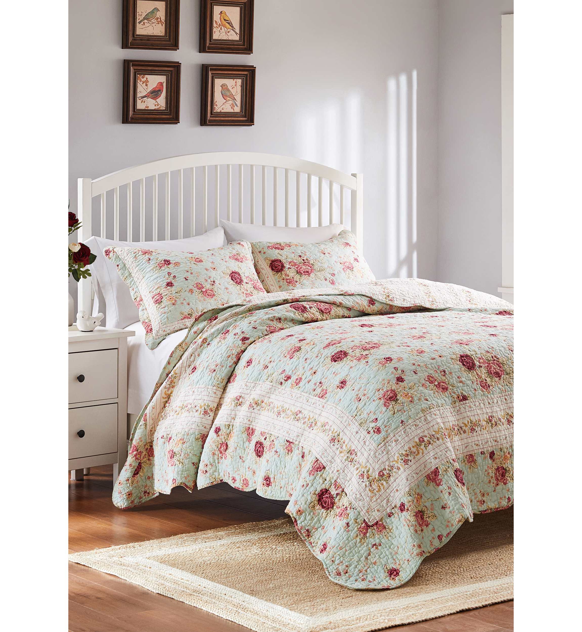 Antique Rose Blue Quilt Set