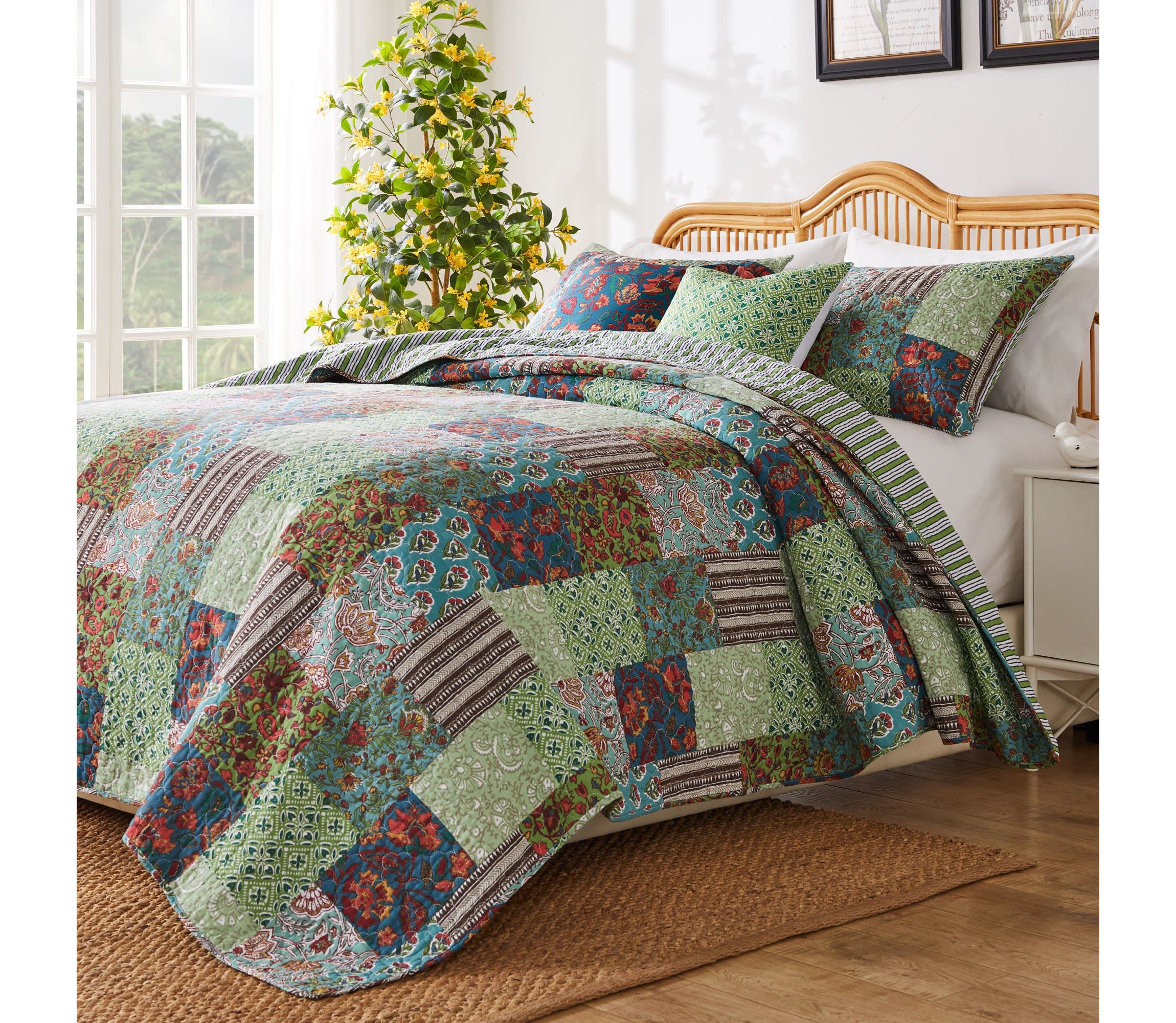 Jasmin Quilt Set