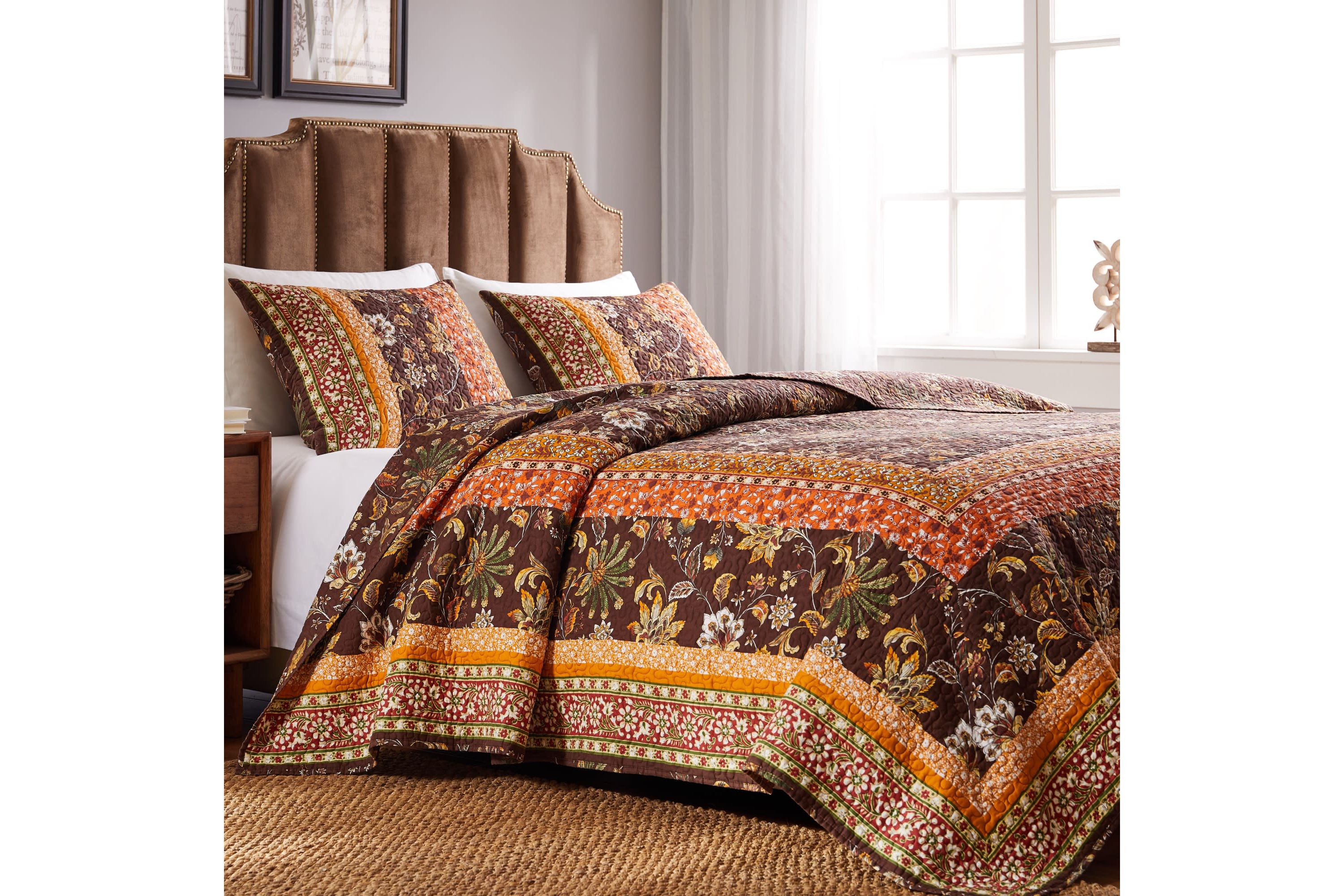 Audrey Chocolate Quilt Set