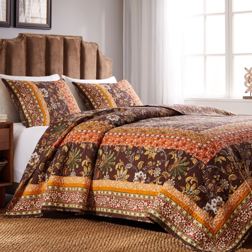 Audrey Chocolate Quilt Set