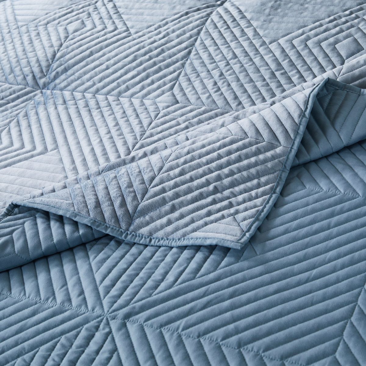 Riviera Velvet Spa Blue Throw