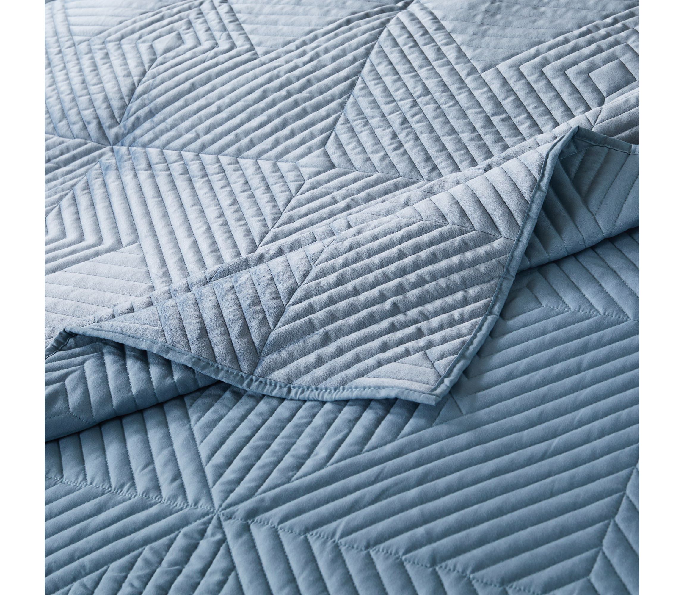 Riviera Velvet Spa Blue Throw
