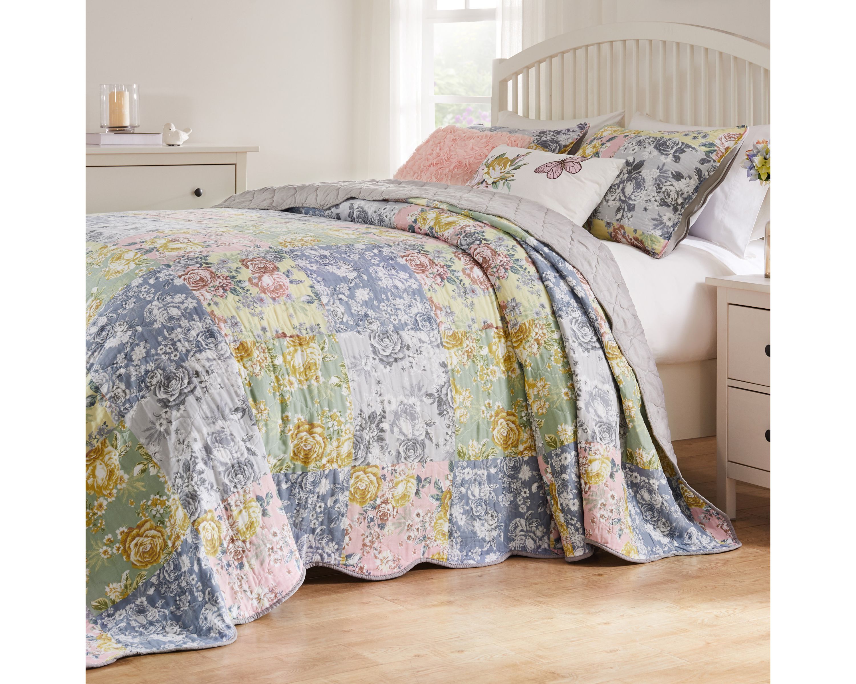 Emma Bedspread Set