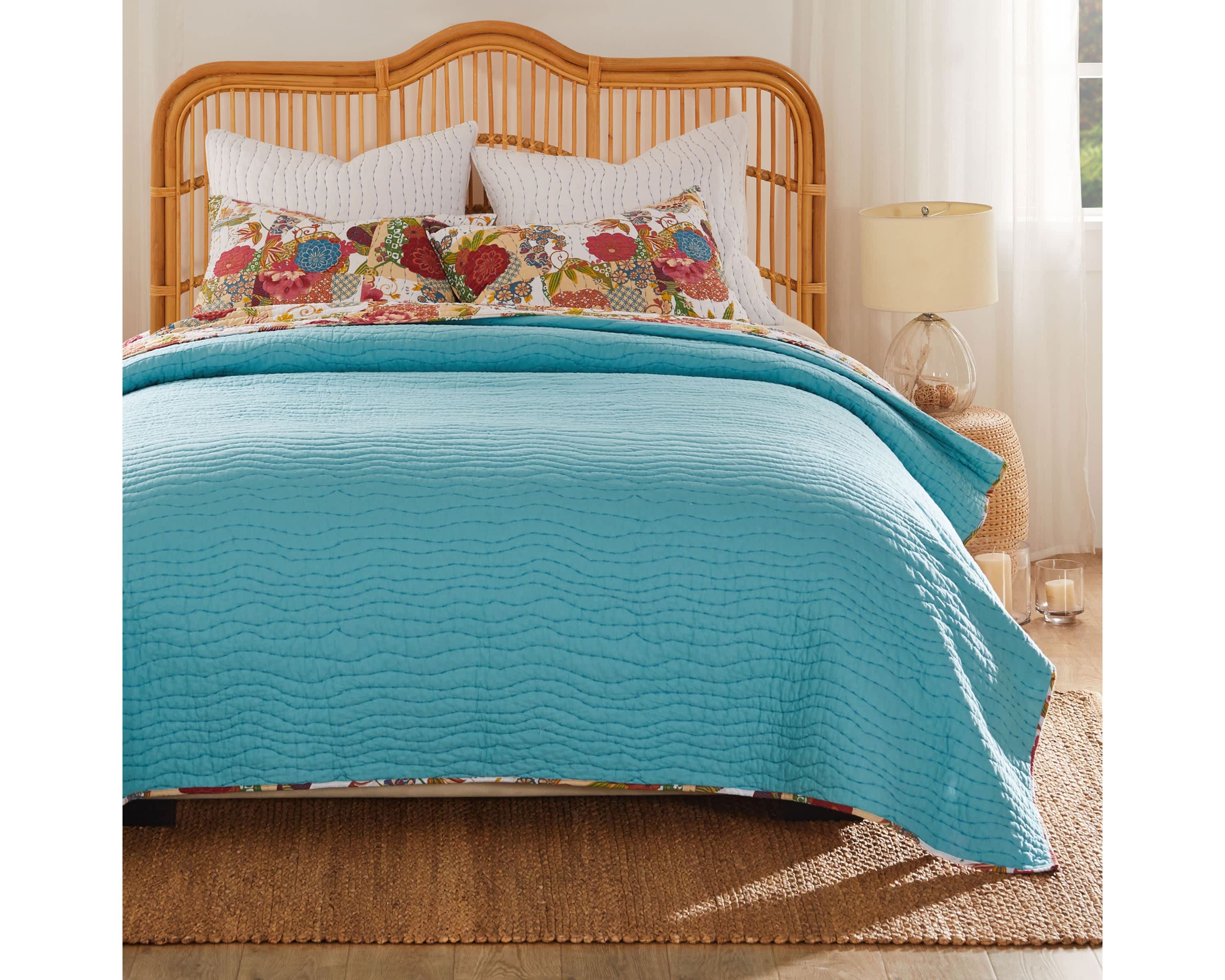 Jewel White Quilt Set