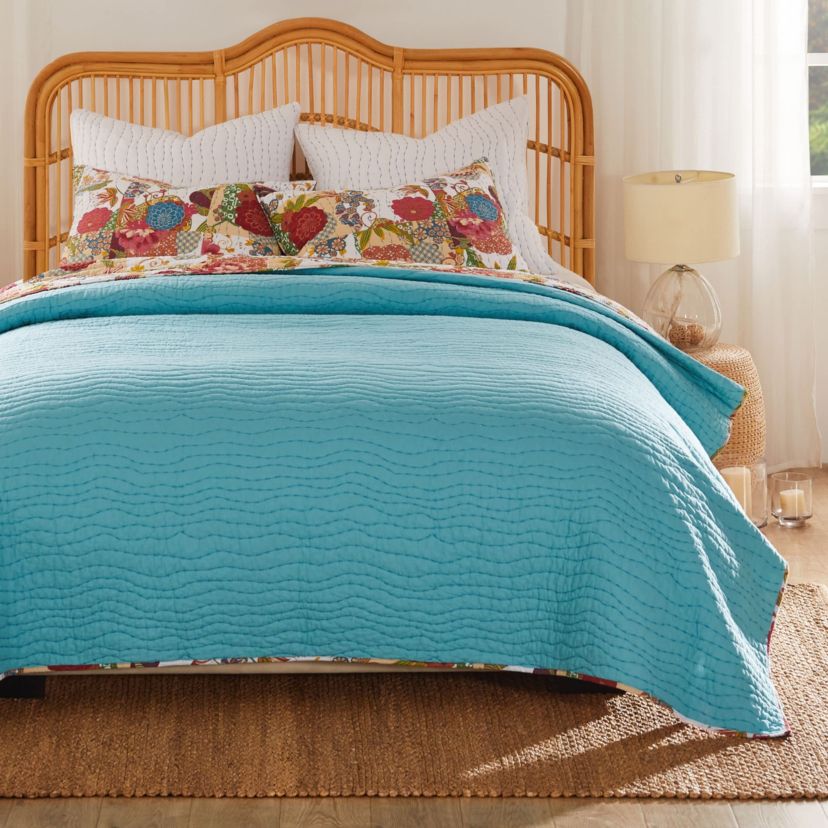 Jewel White Quilt Set