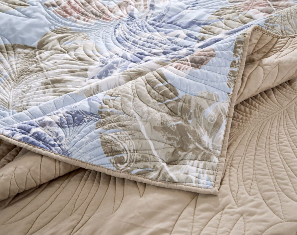 Tropics Quilt Set