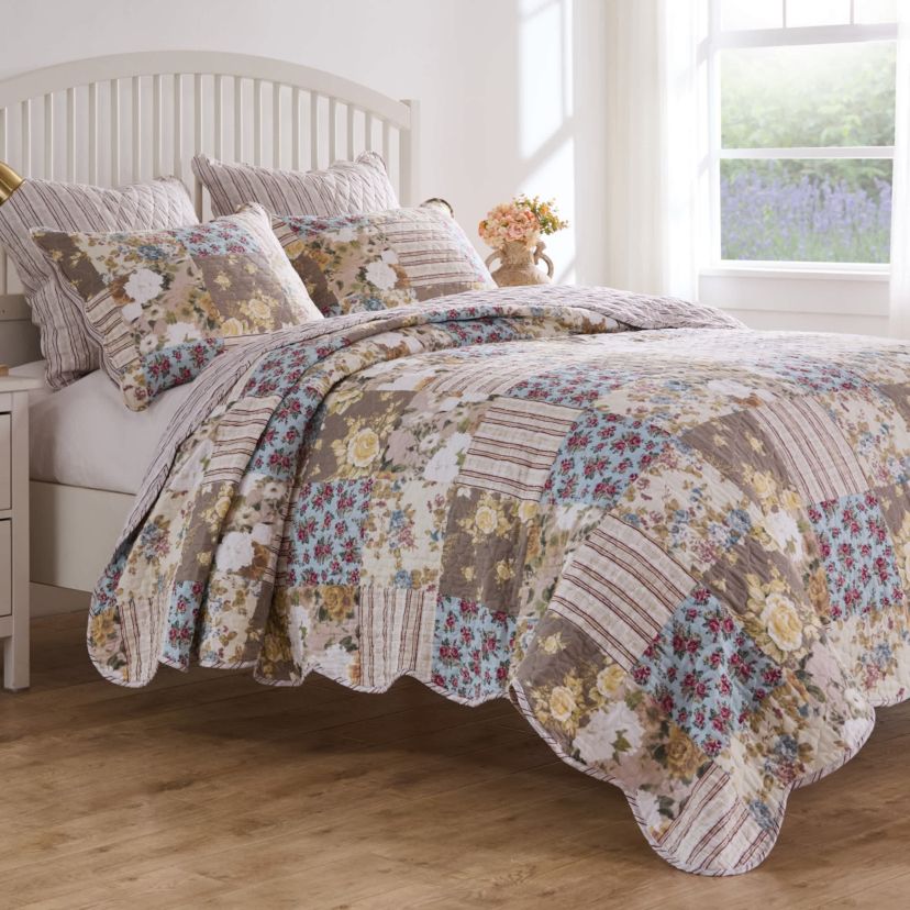 French Country Quilt Set