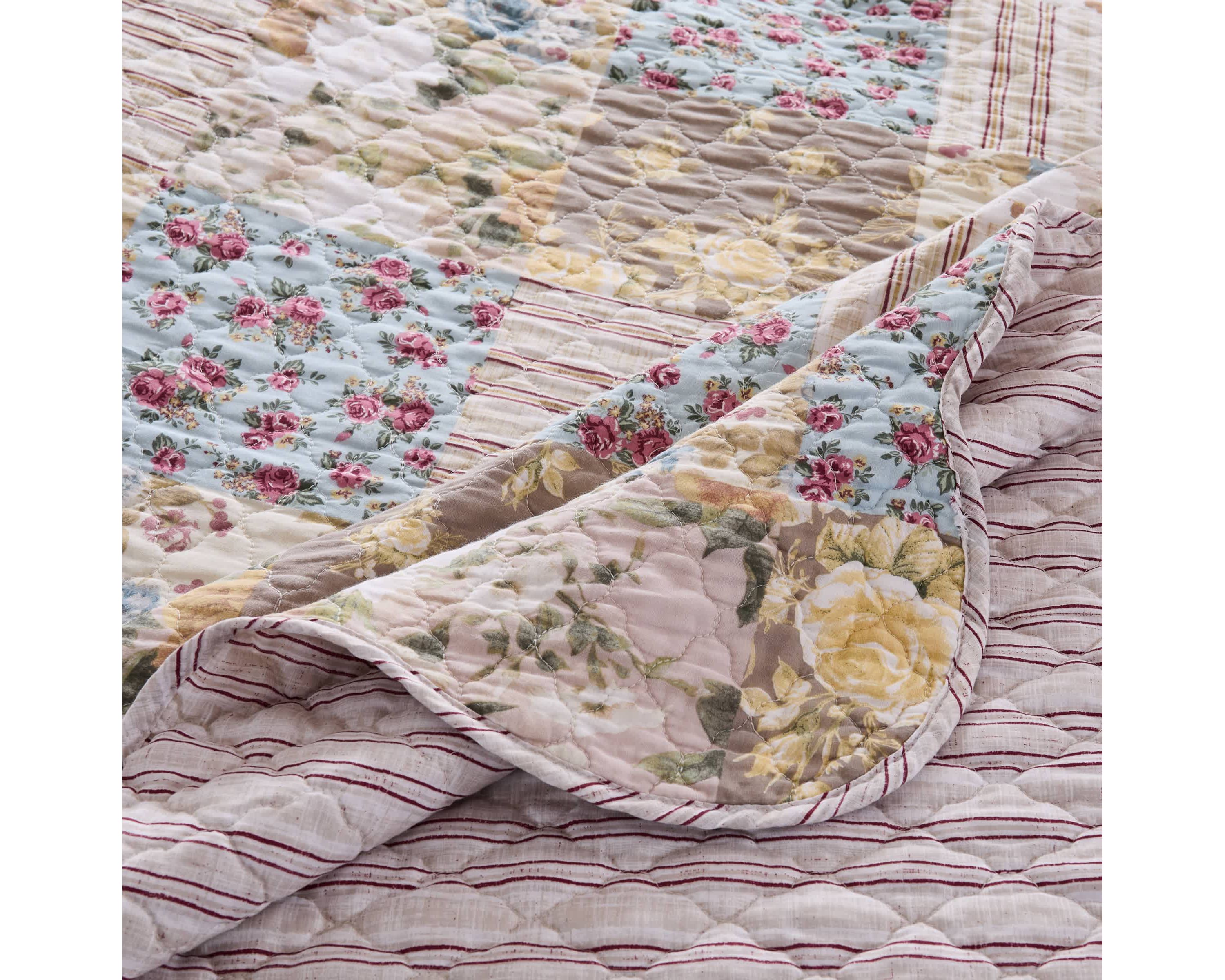 French Country Quilt Set