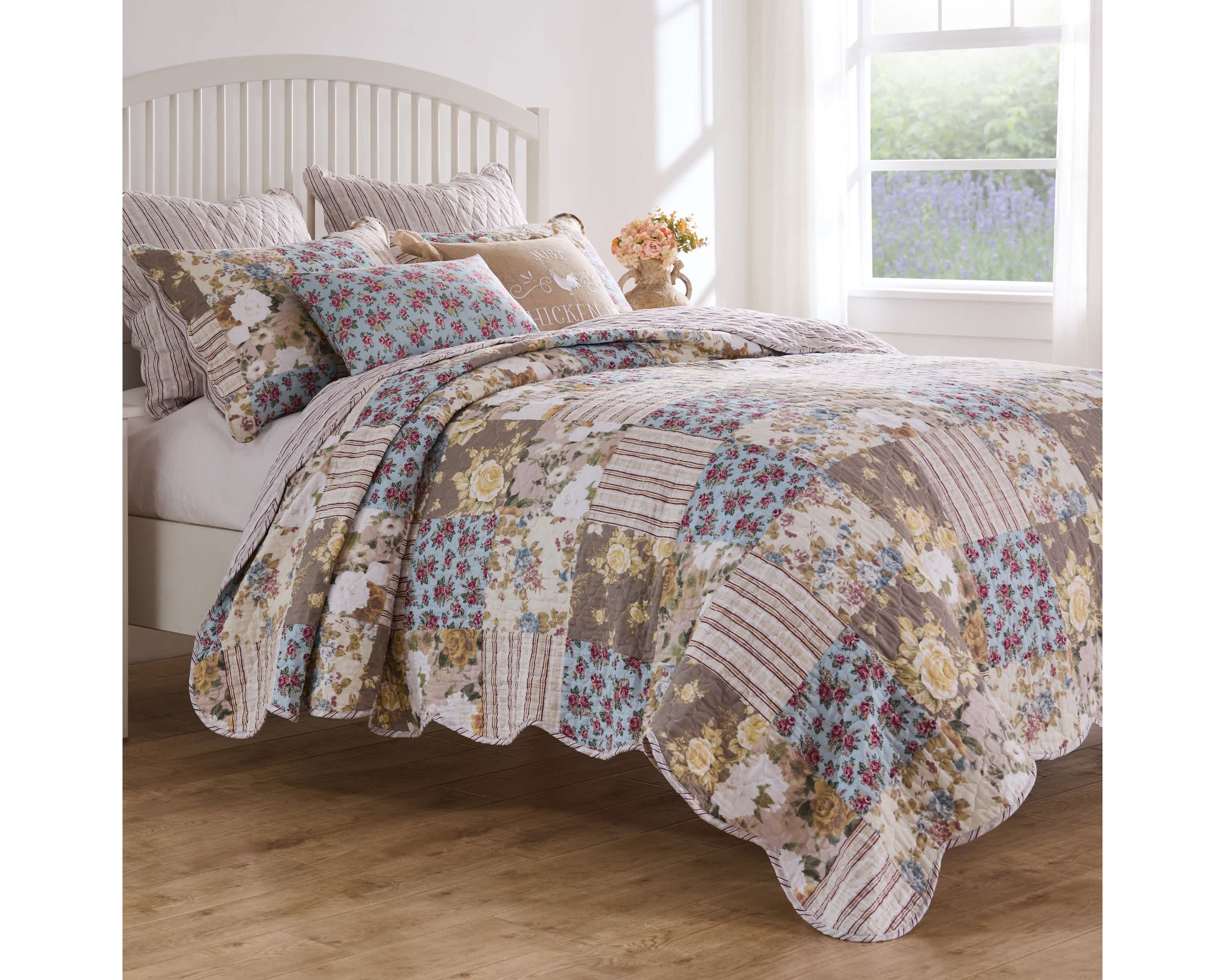 French Country Quilt Set