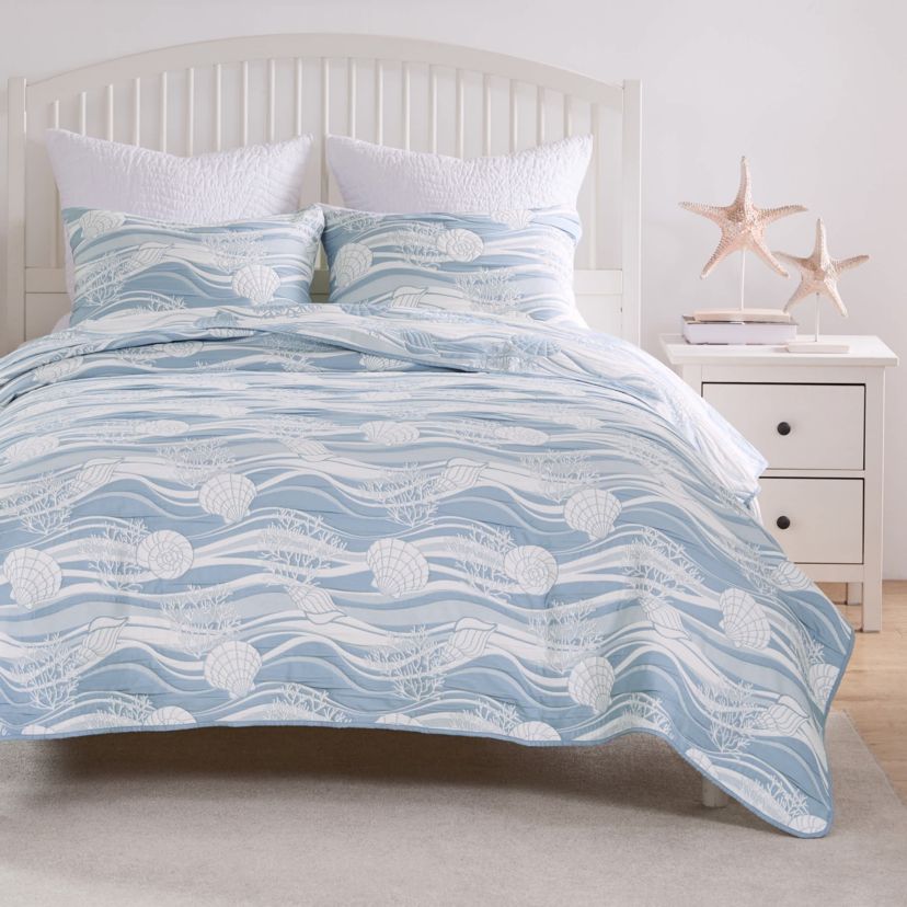 Marina Coverlet Set
