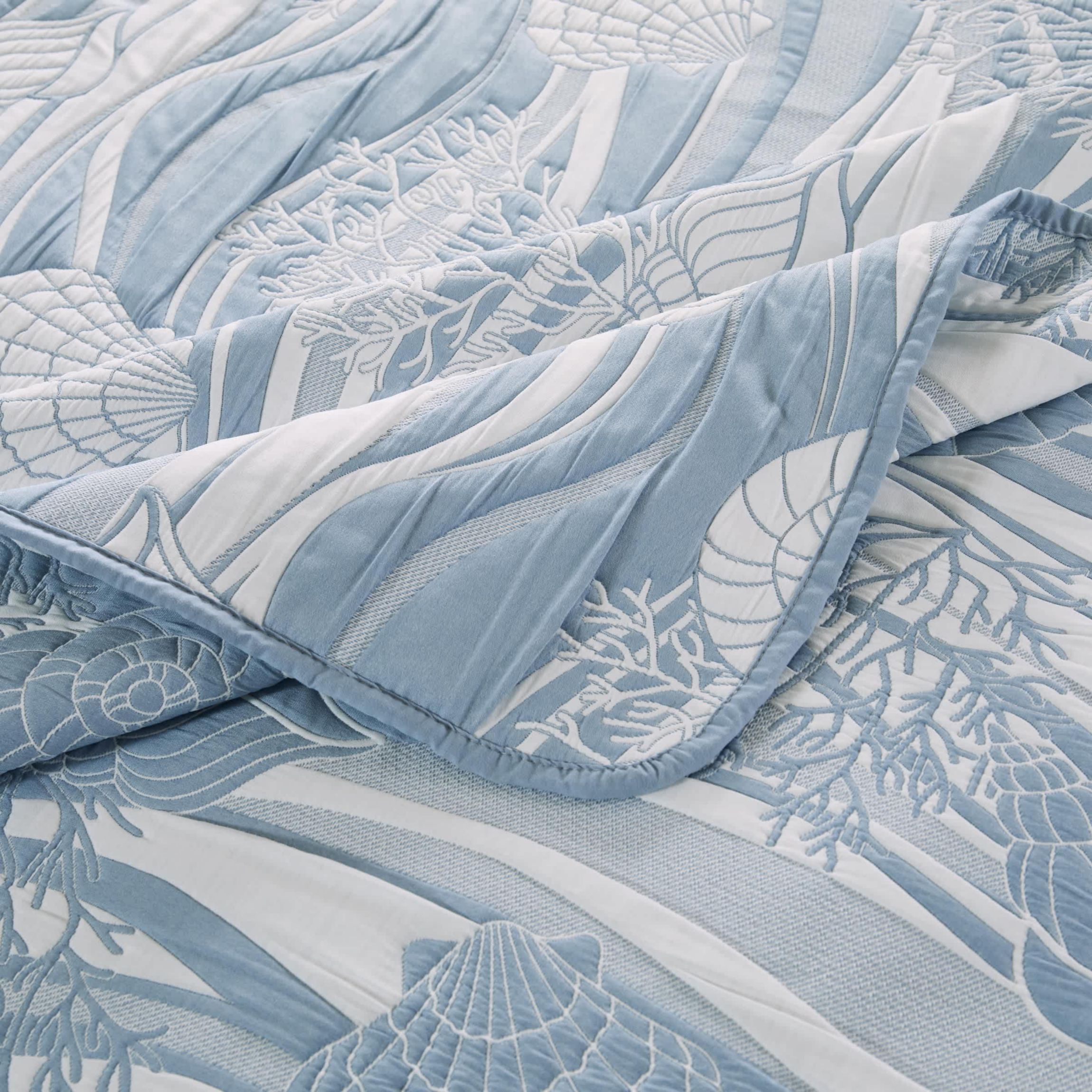 Marina Coverlet Set