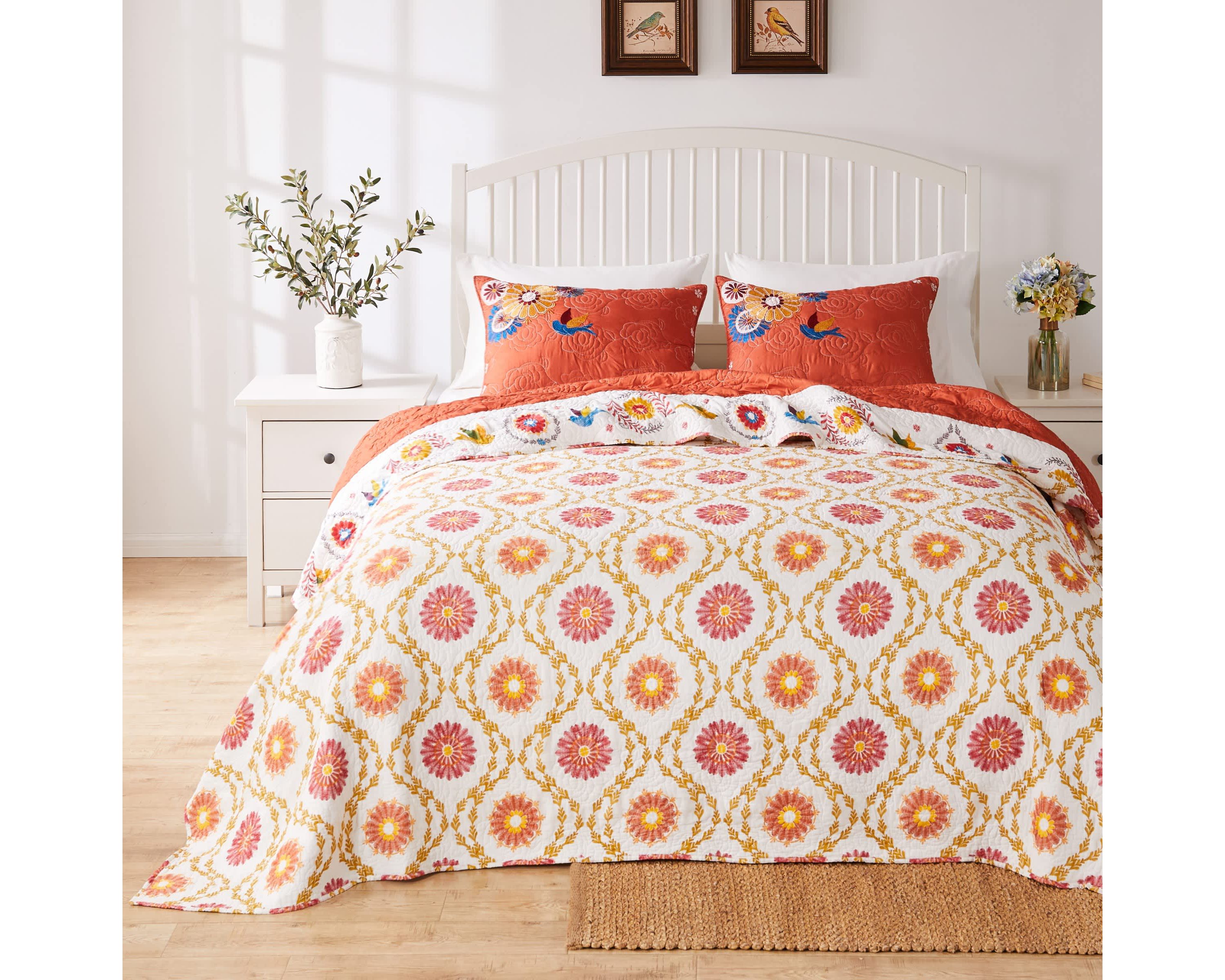 Topanga Bedspread Set