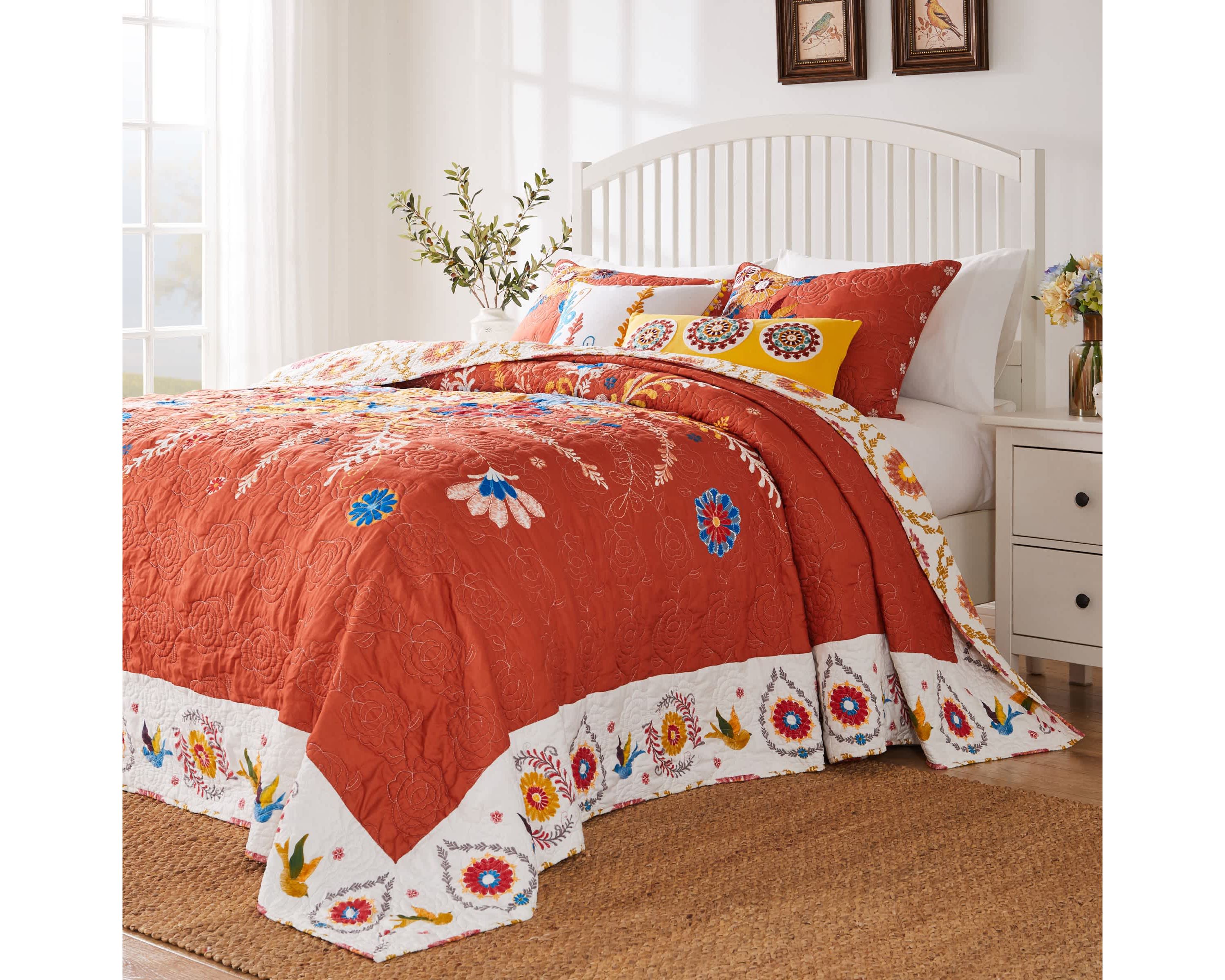 Topanga Bedspread Set