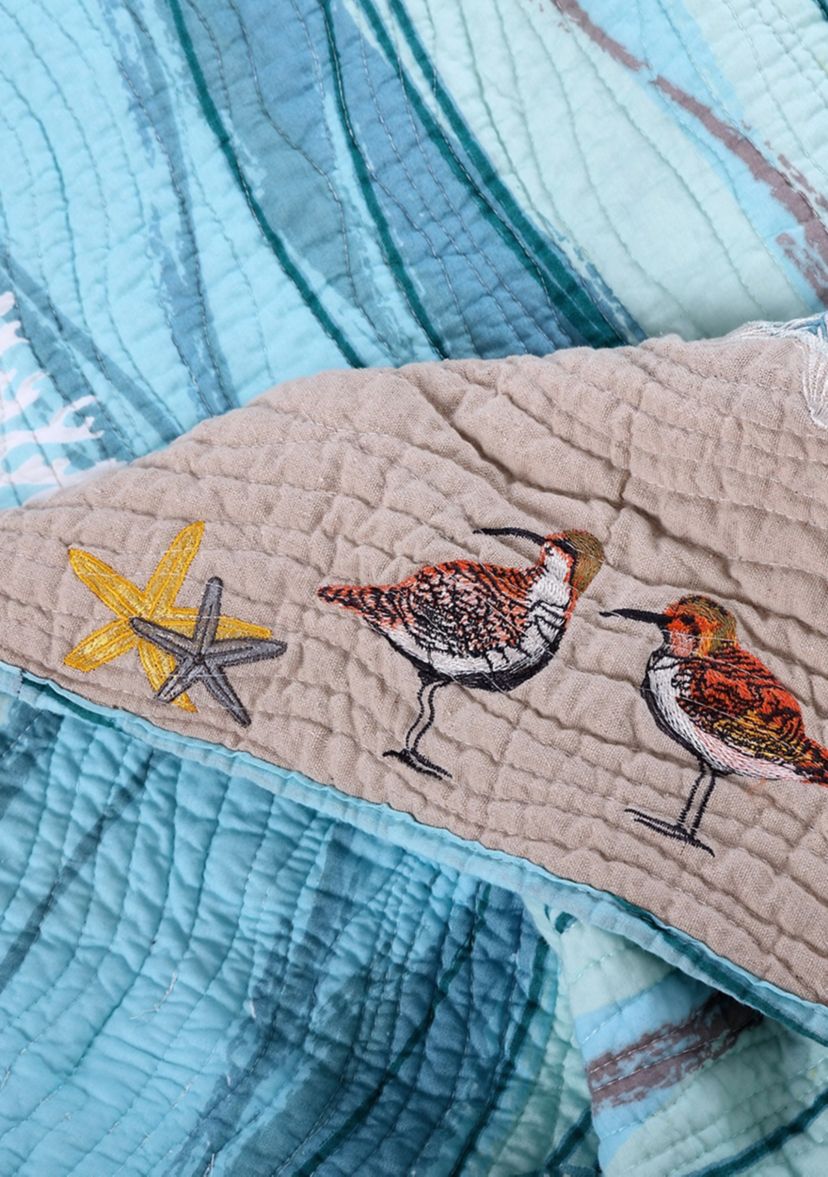 Maui Throw