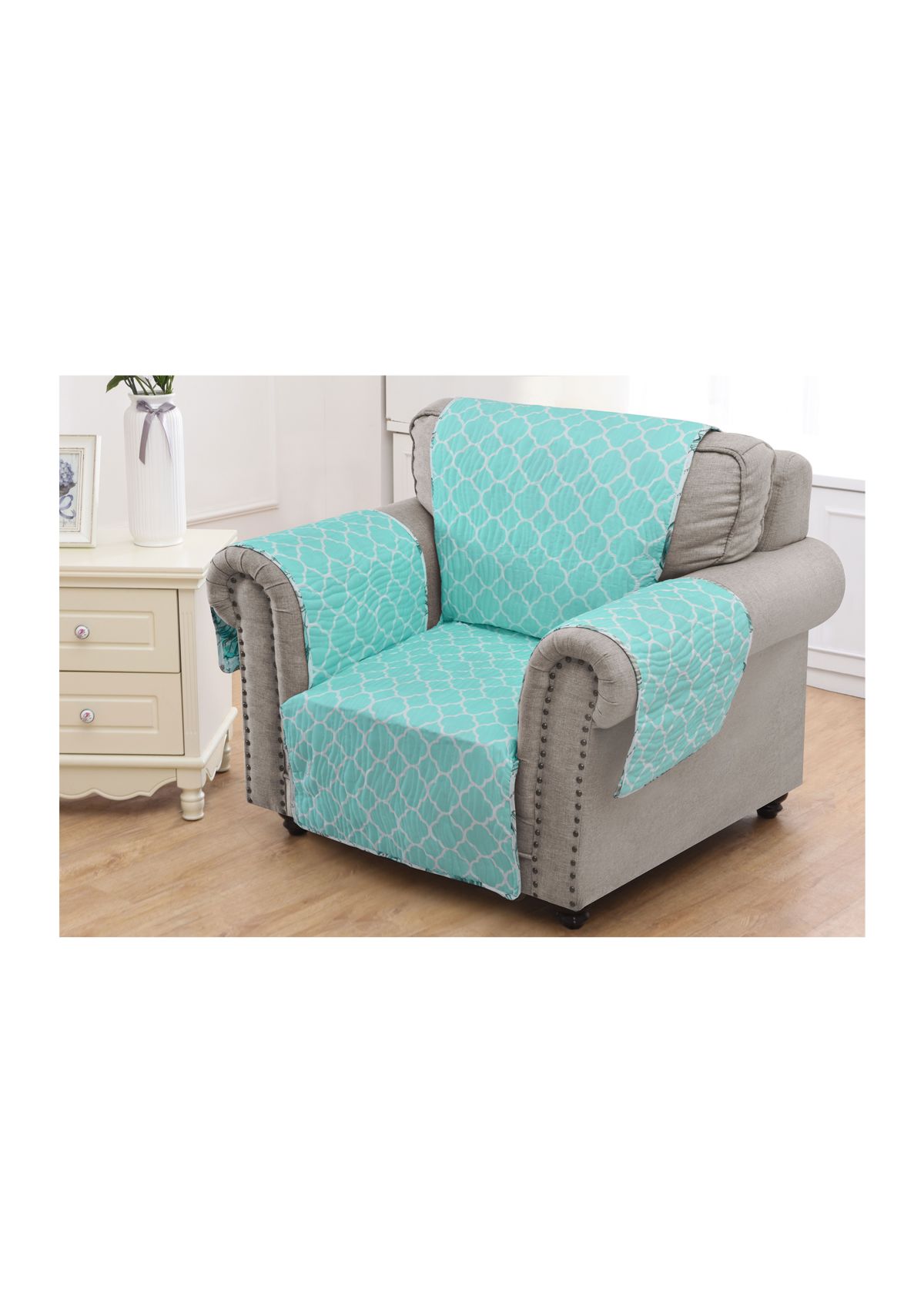 Cruz White Armchair Furniture Protector