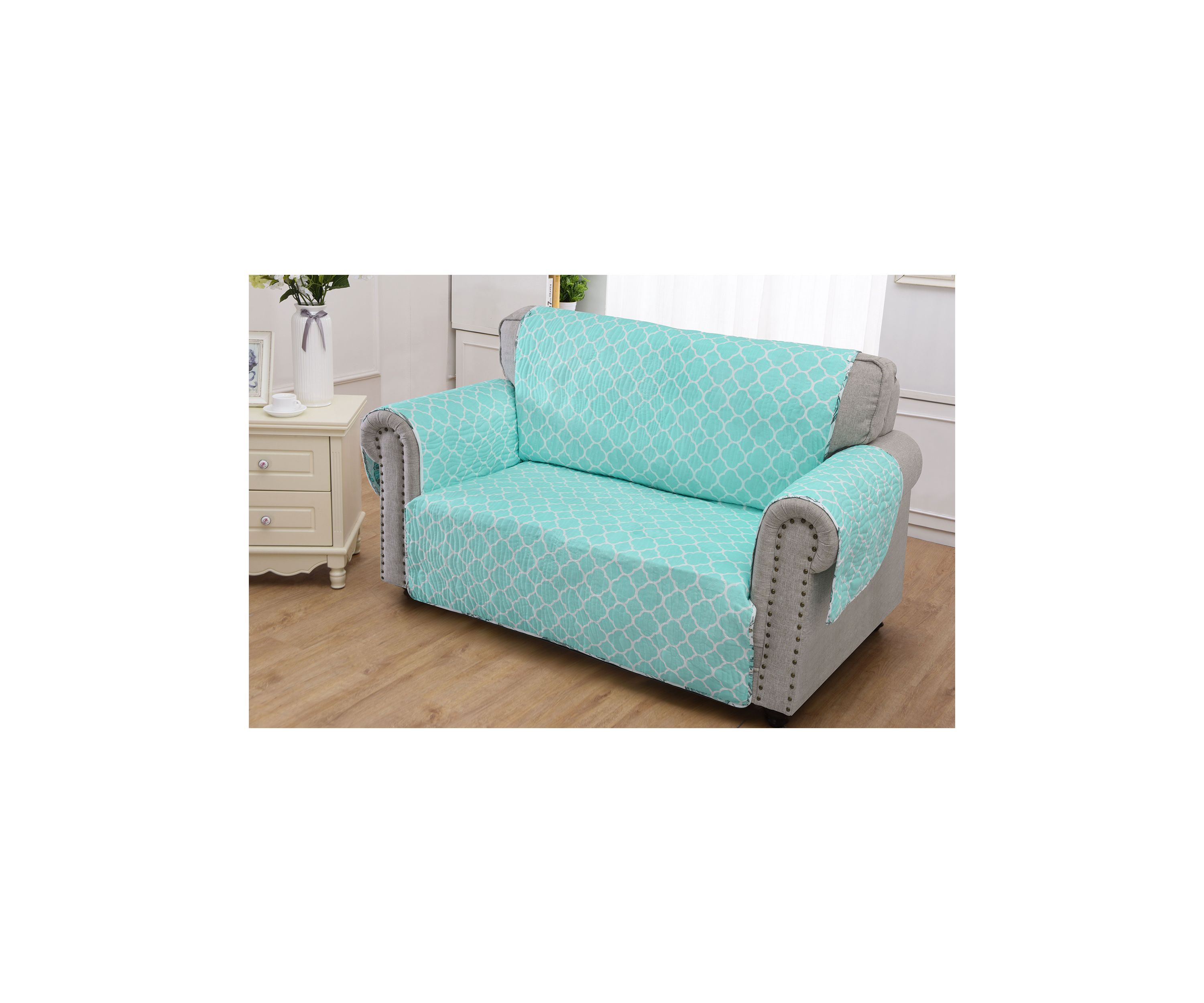 Cruz White Loveseat Furniture Protector