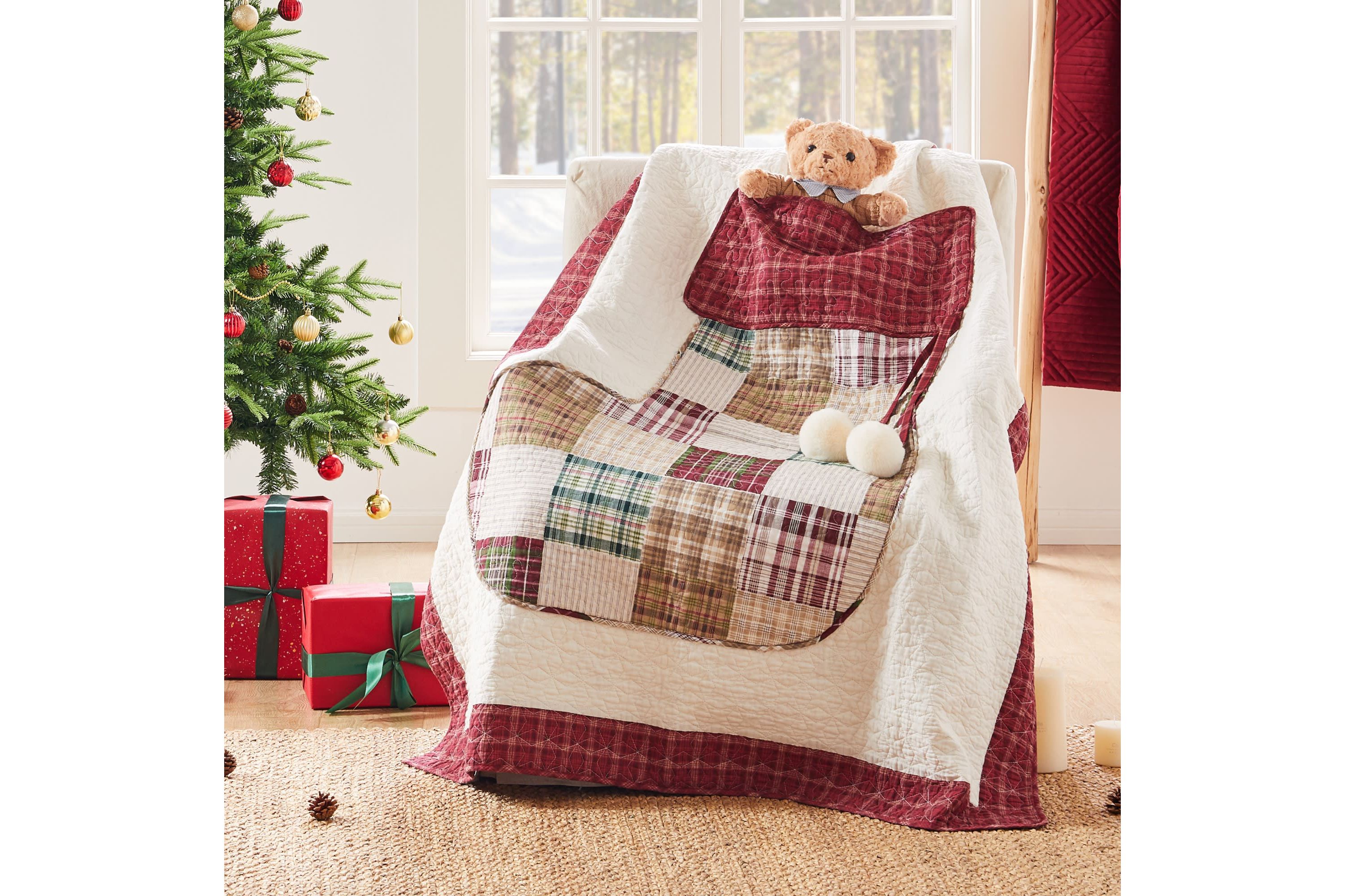 Jolly Stocking Throw