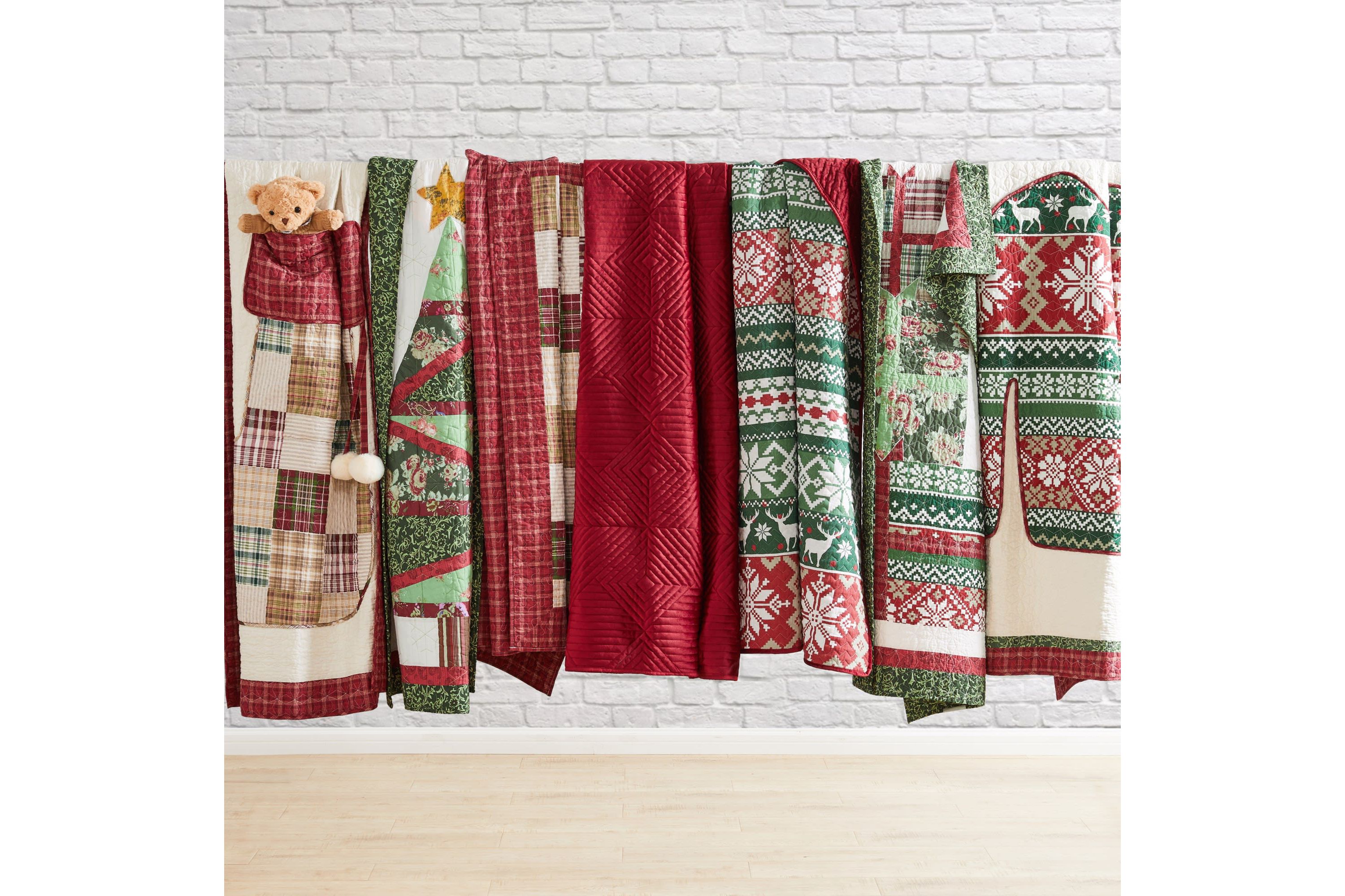 Jolly Stocking Throw